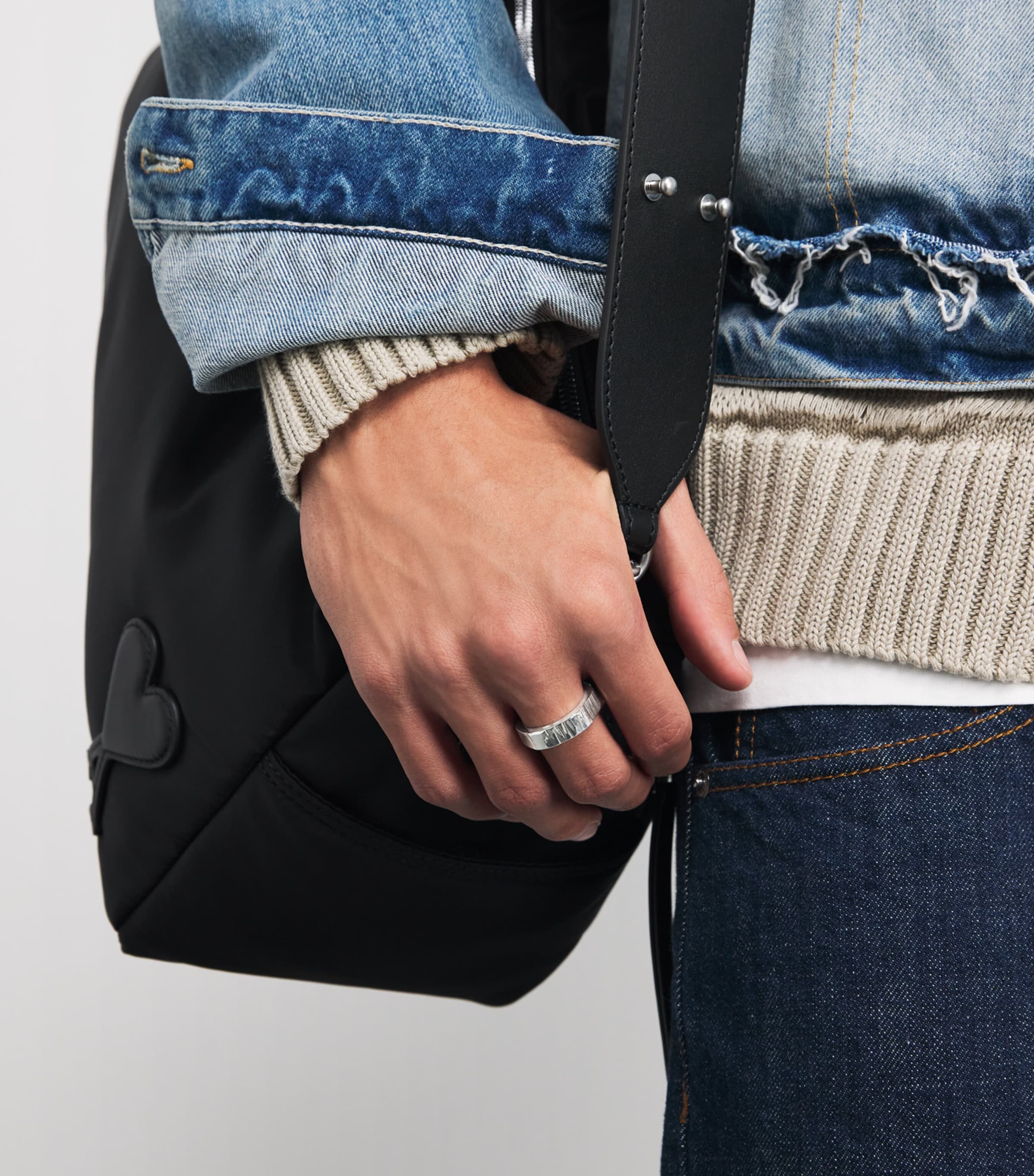 Silver Hammered Band Ring SILVER Image 5