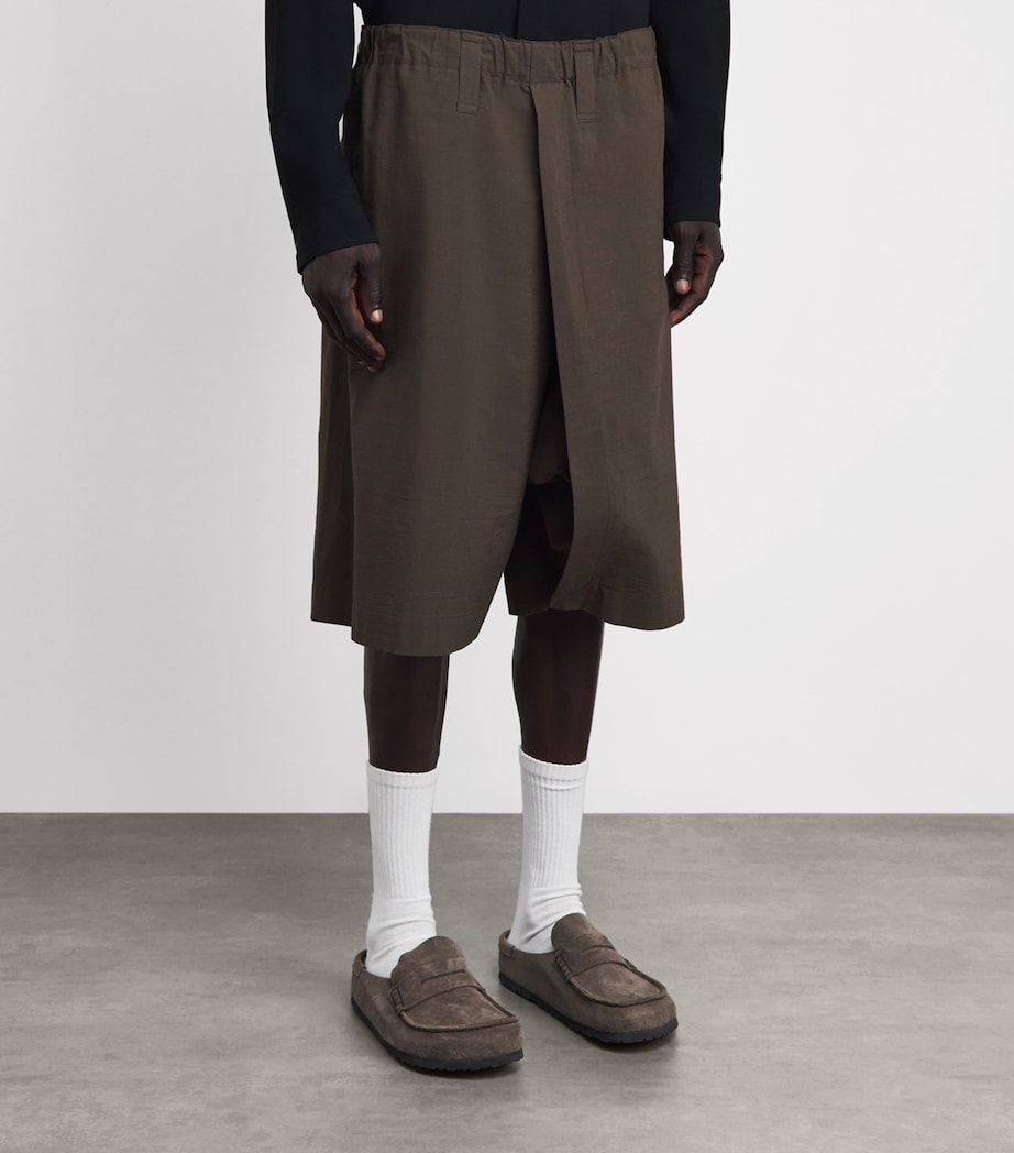 IM MEN Mens Wide-Leg Chino Shorts Dark Brown Image 4