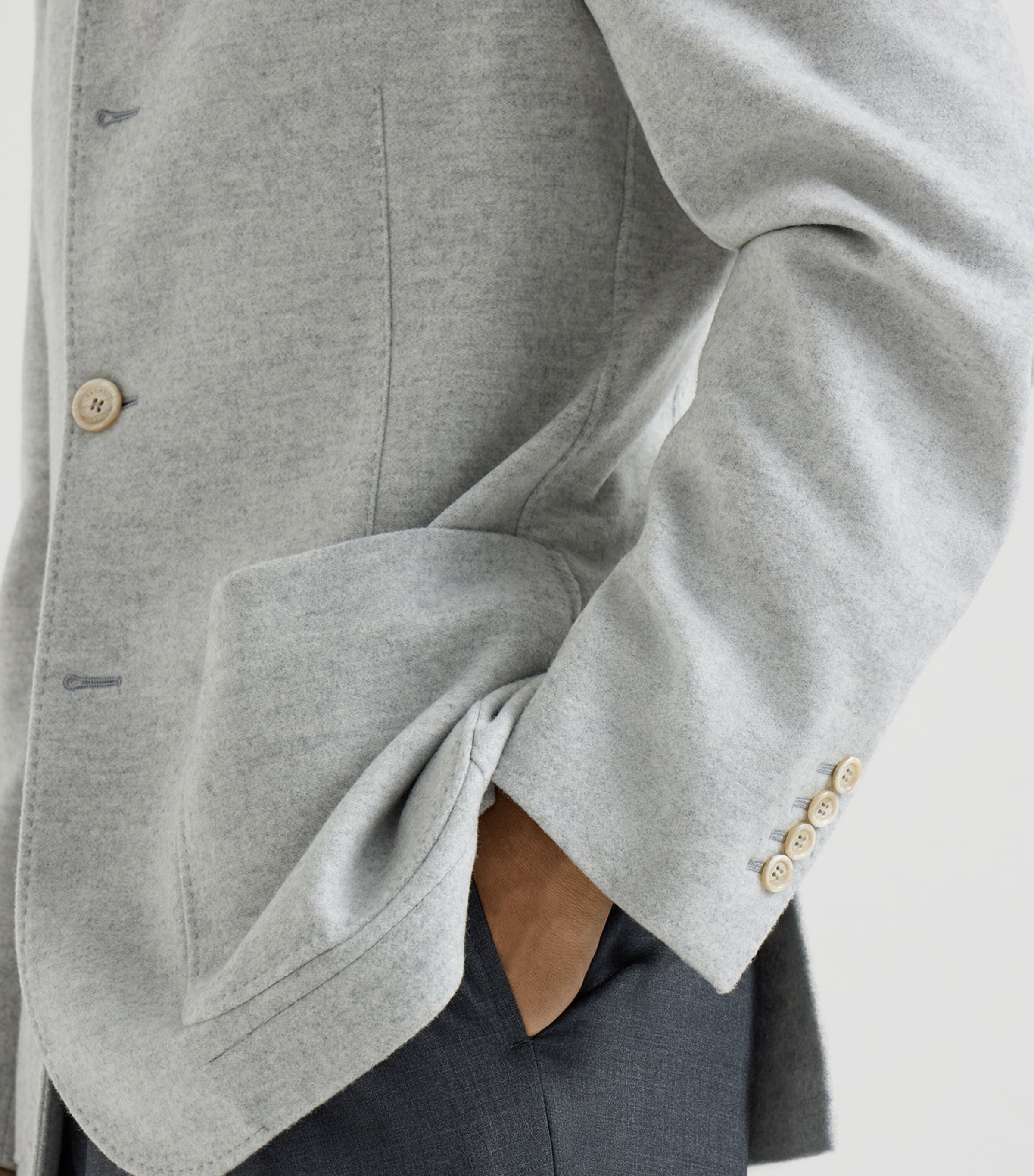 Brunello Cucinelli Mens Water-Resistant Cashmere Blazer Image 6