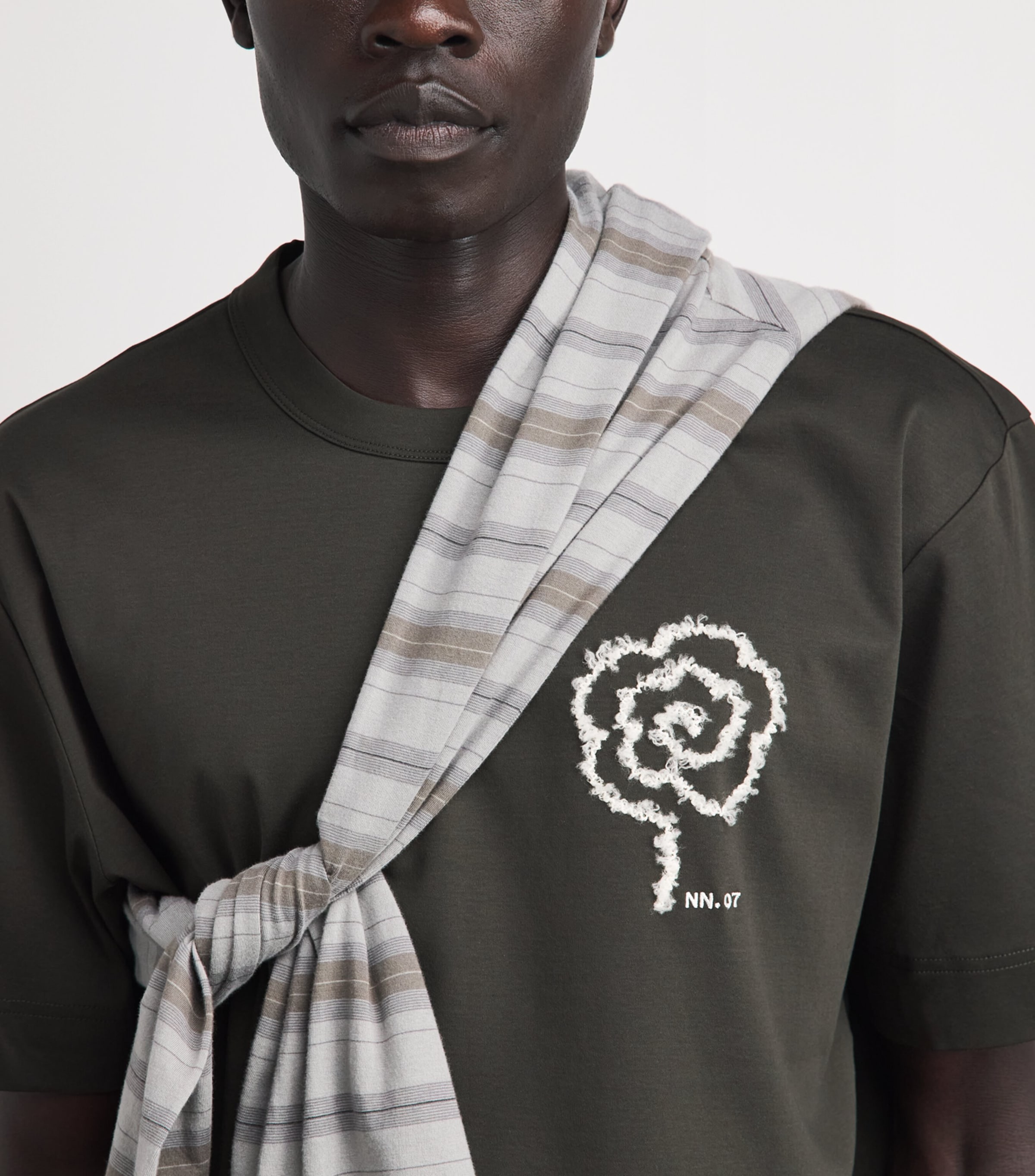 NN.07 Mens Organic Cotton Embroidered Pedro T-Shirt Dark Army Image 3