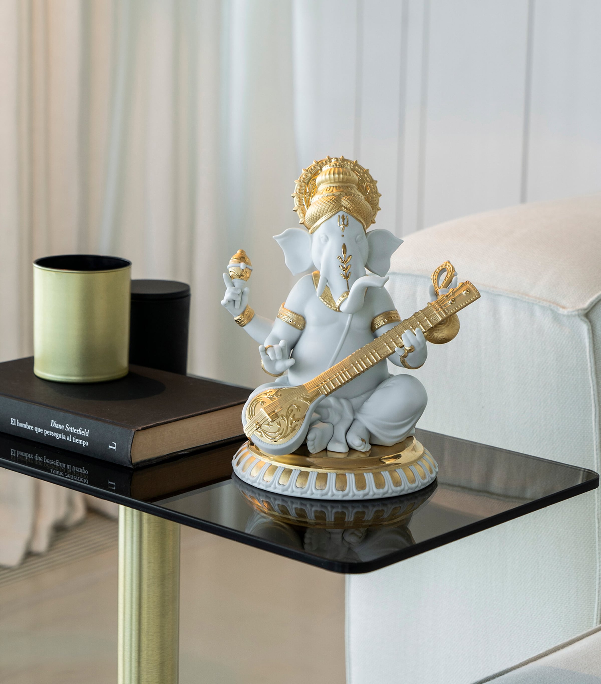 Lladró Veena Ganesha Figurine Image 2