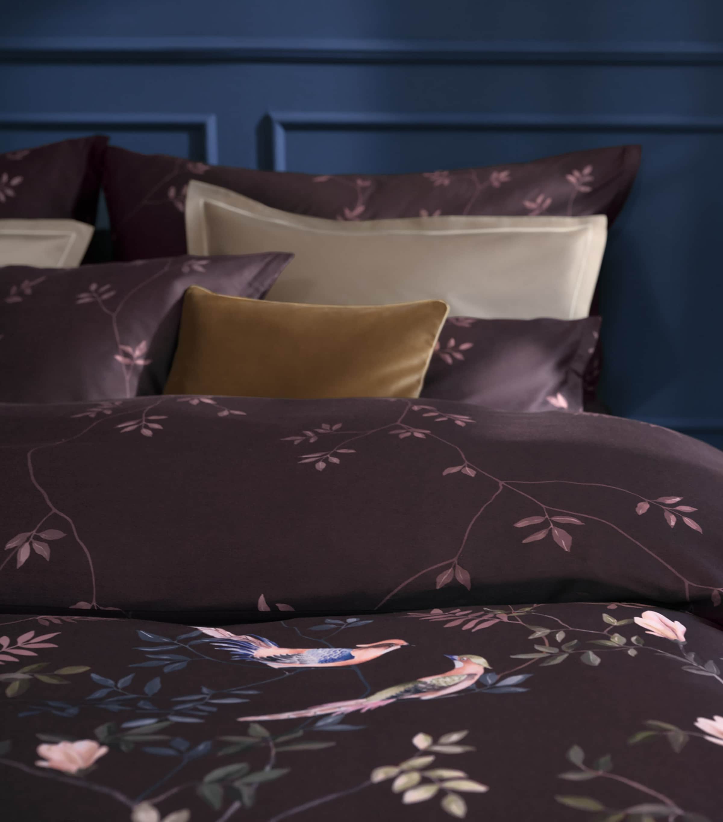 Schlossberg Gaia King Duvet Cover (230cm x 220cm) Aubergine Image 3