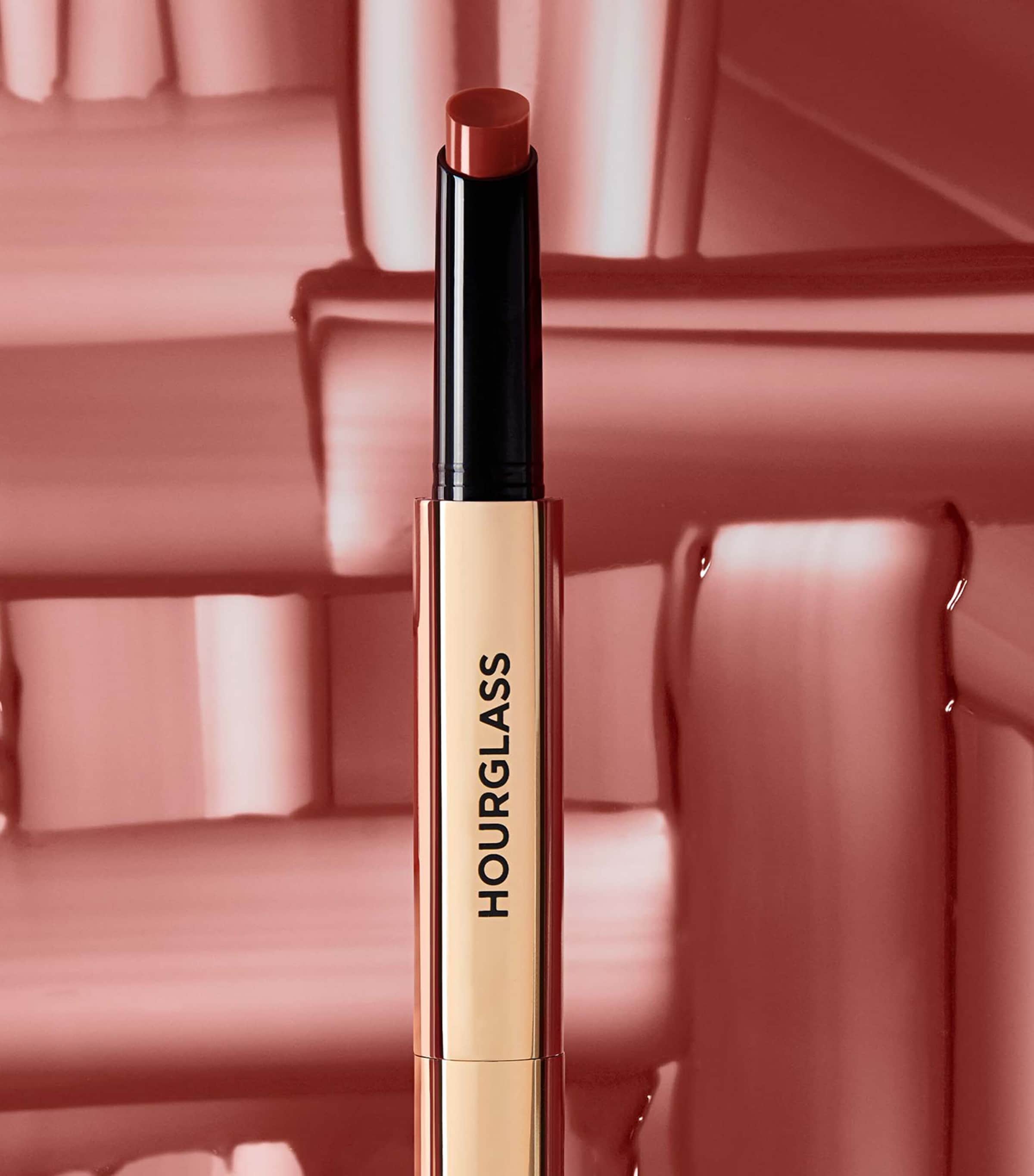 Phantom Volumizing Glossy Balm SLIP 125 Image 4