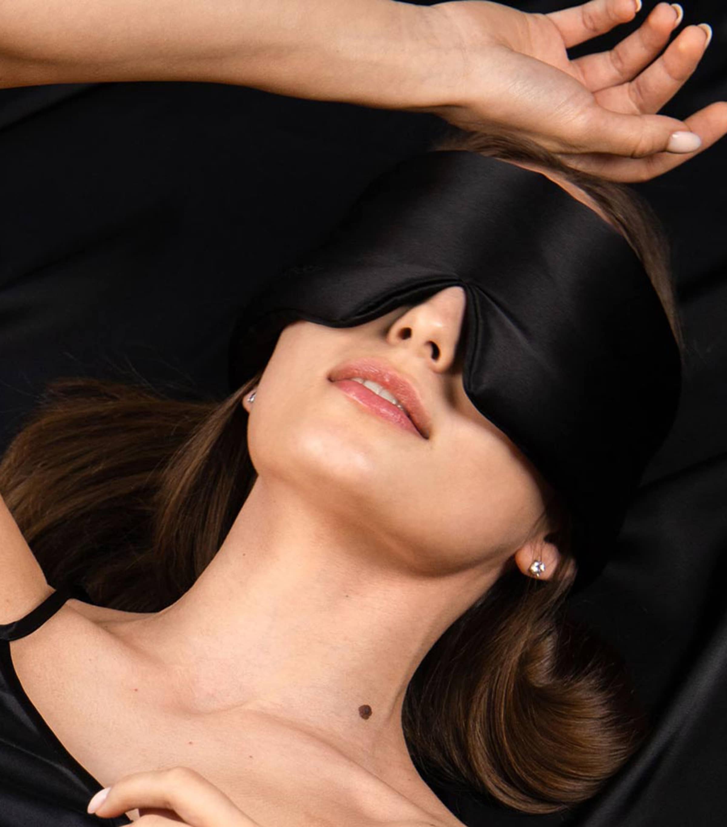 Silk Sleep Mask BLACK JADE Image 7