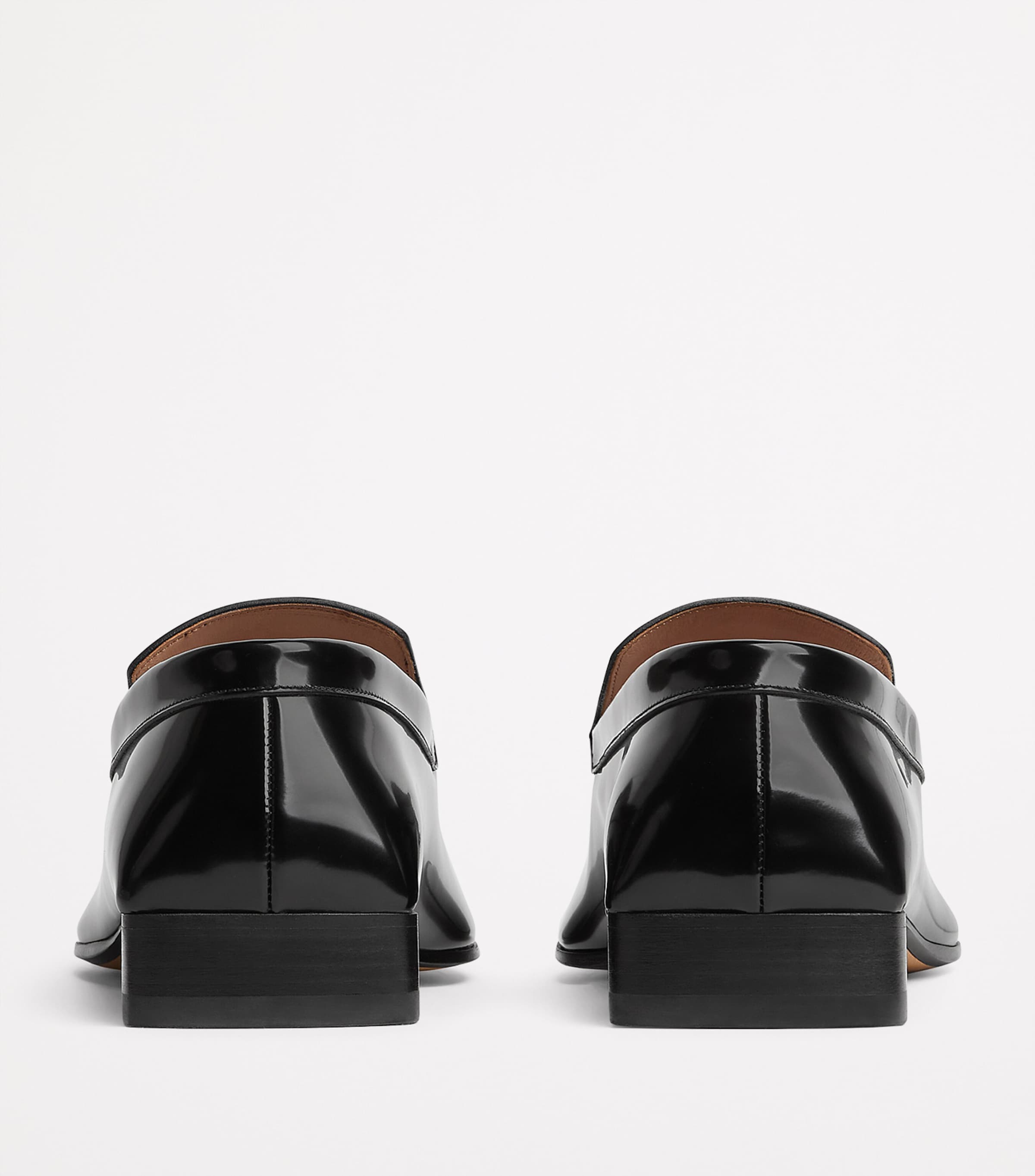 Bottega Veneta Mens Calfskin Jim Loafers Image 4