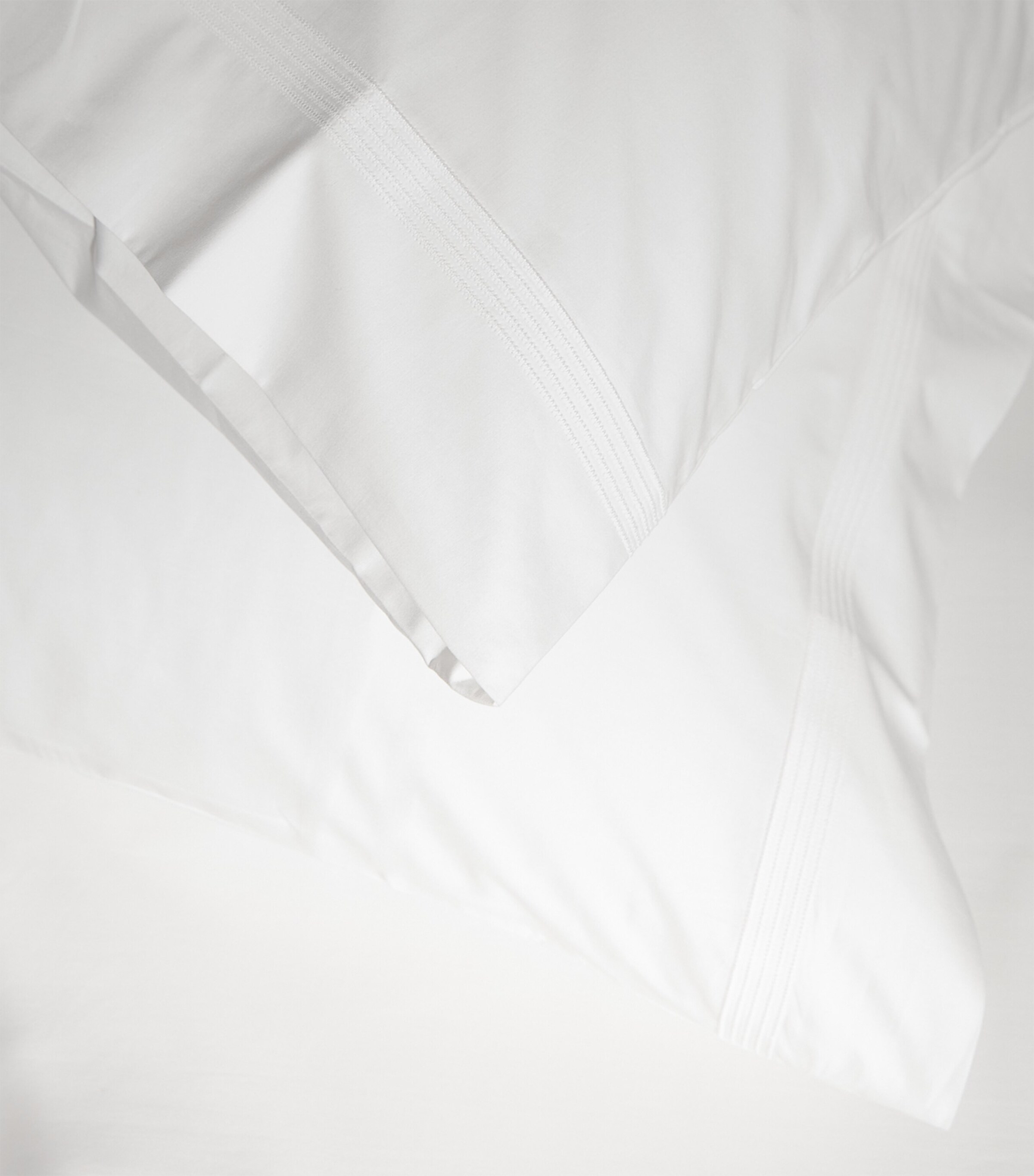 Peter Reed Barley King Fitted Sheet (150cm x 200cm) White Image 6