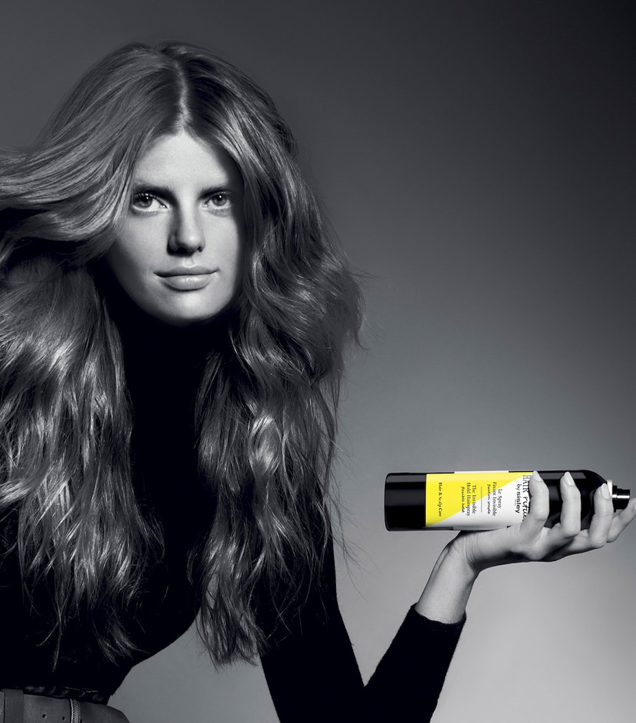 The Invisible Hold Hairspray (250ml) NO COLOUR Image 4