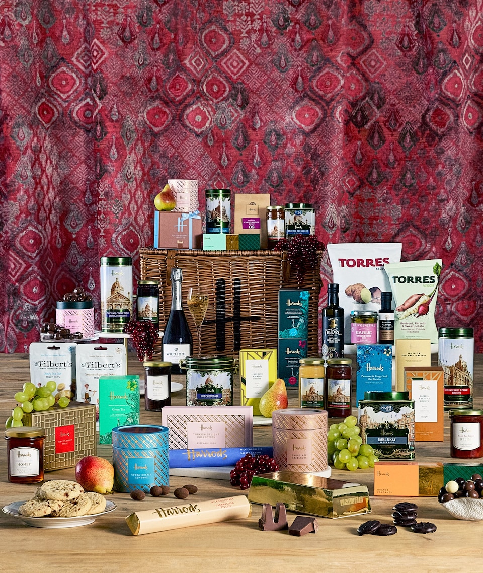 Hamper Collection Drive Alcohol-free Christmas Hampers | Harrods UK