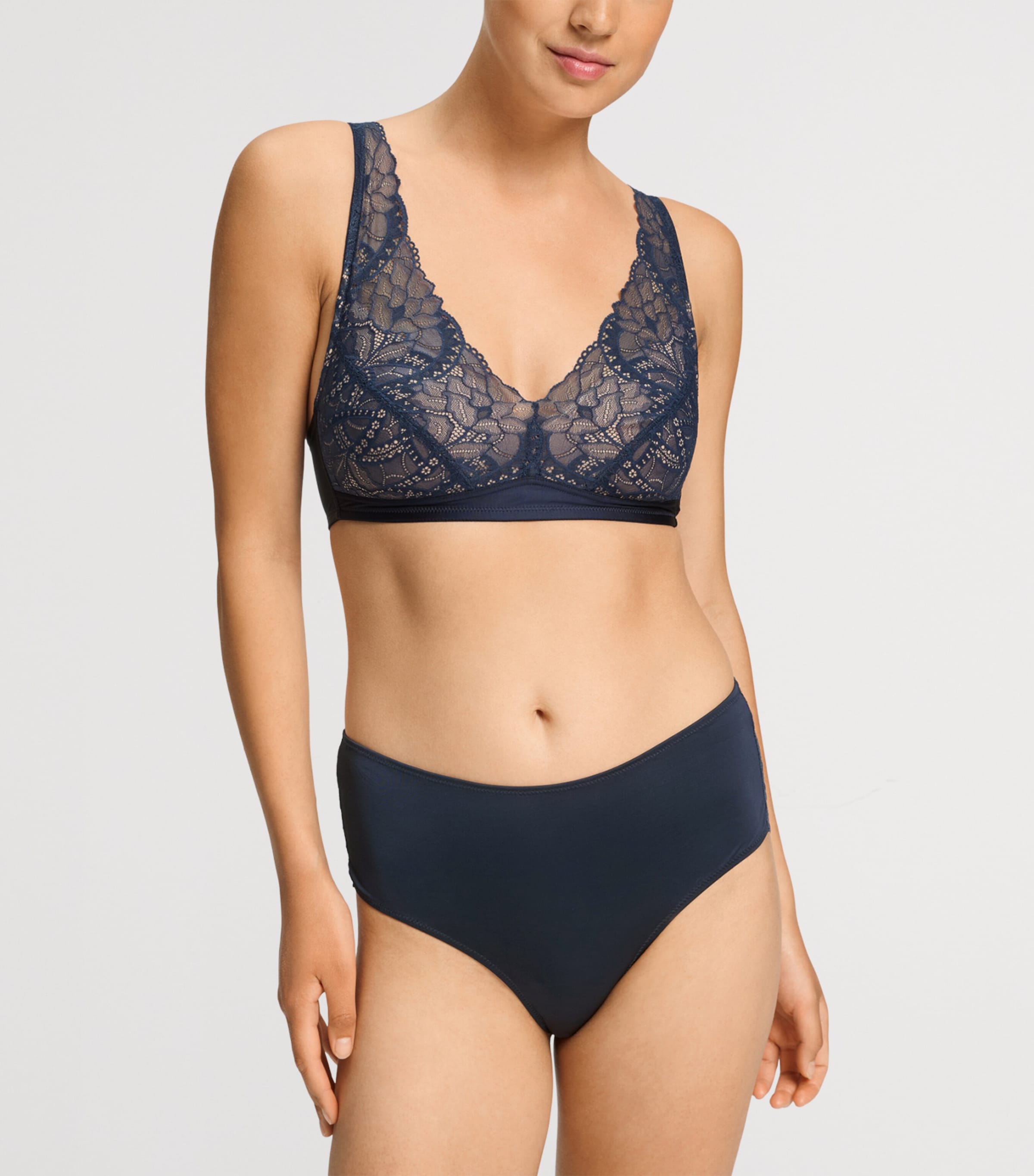 Hanro Womens Stretch-Lace Lightly Padded Bra Deep Navy Image 4