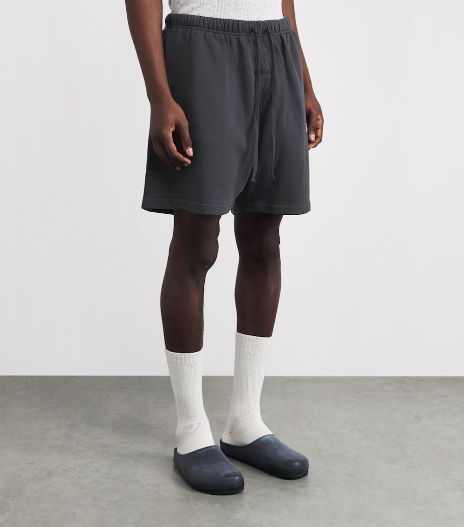 FEAR OF GOD ESSENTIALS Mens Cotton Logo Sweat Shorts Faded Black Image 4