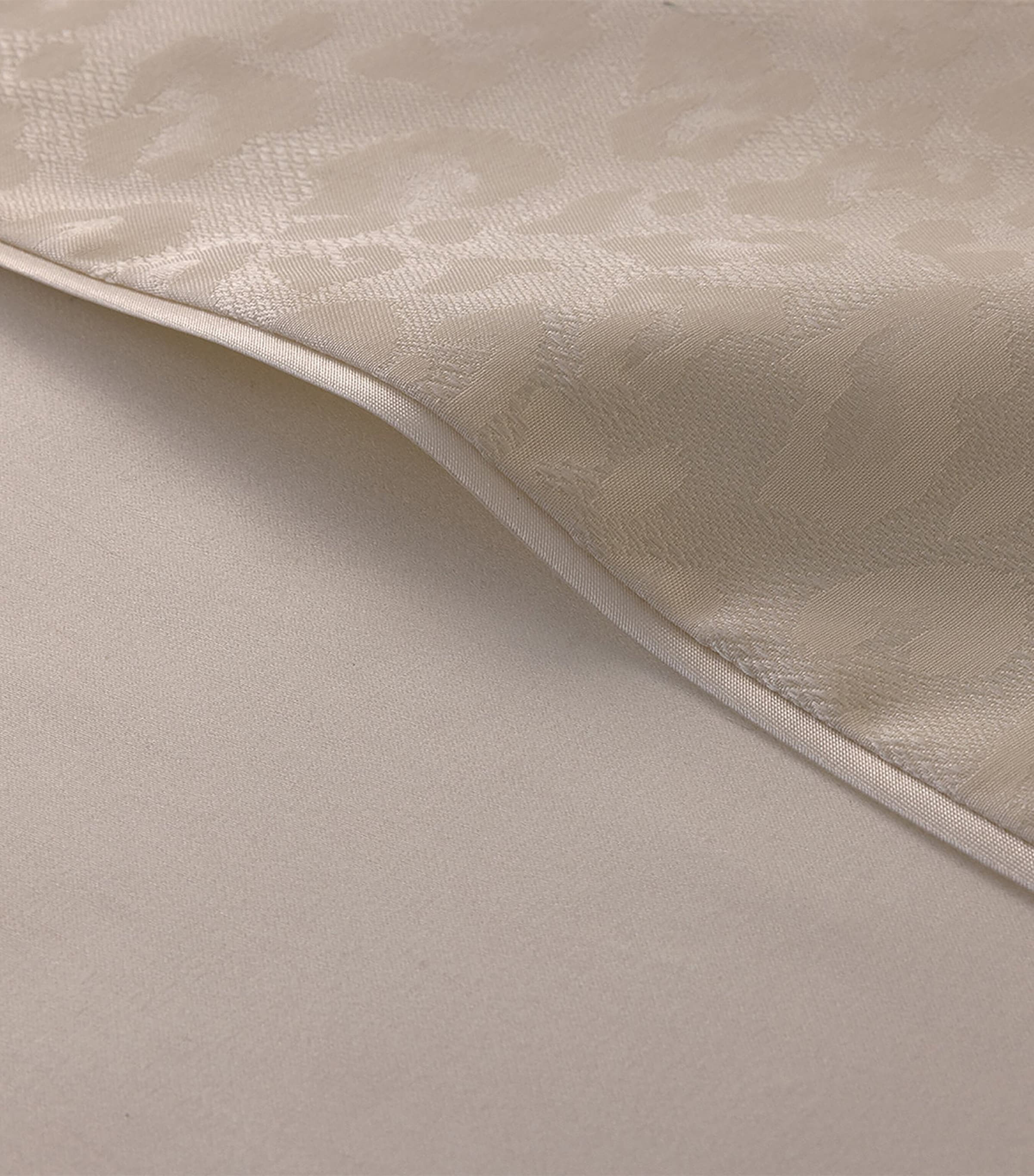 Leopard Super King Flat Sheet (270cm x 295cm) MILK Image 3