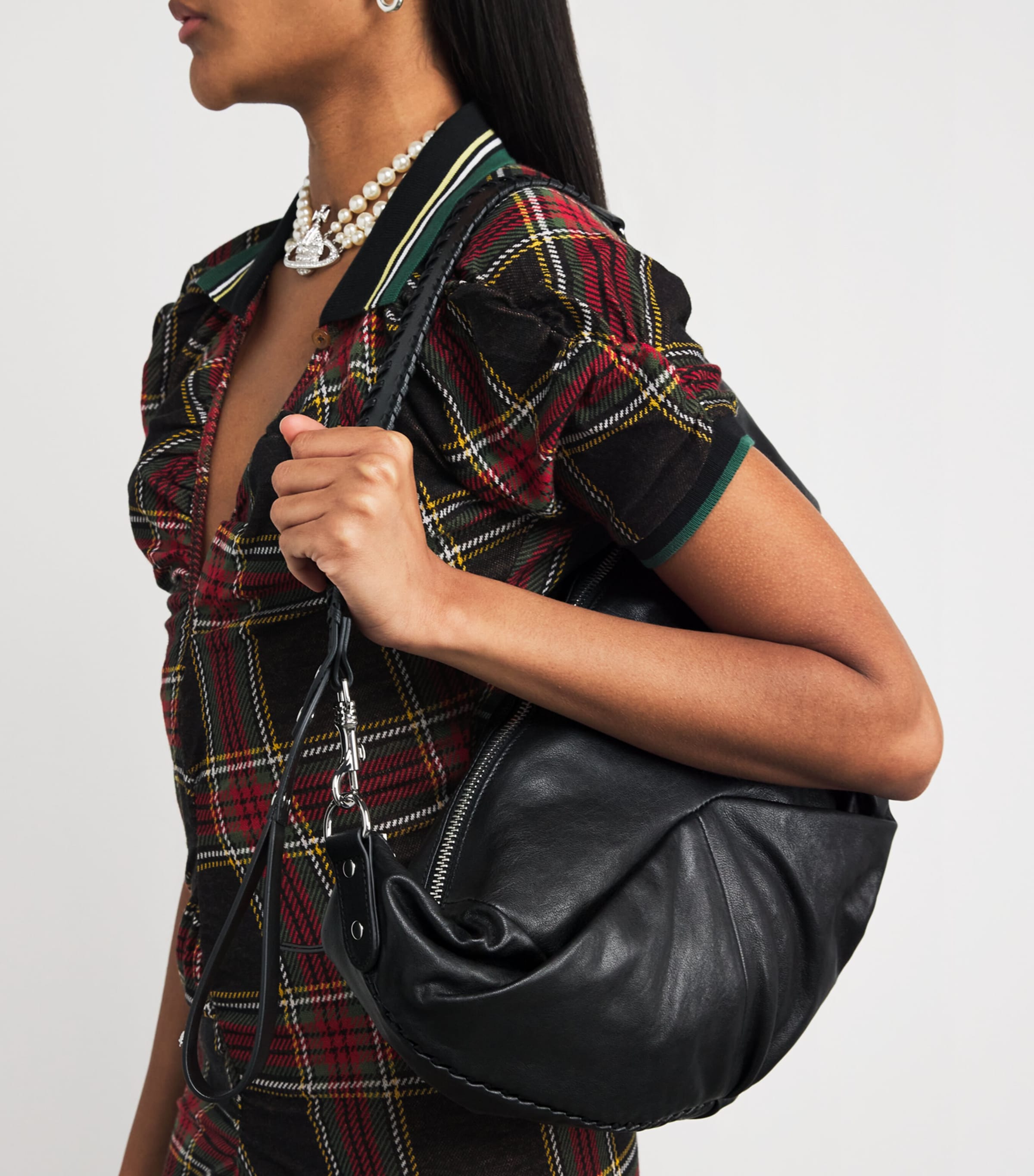 【Vivienne Westwood】Agnes Medium ショルダーバッグ Vivienne Westwood Medium Agnes Shoulder Bag | Harrods US