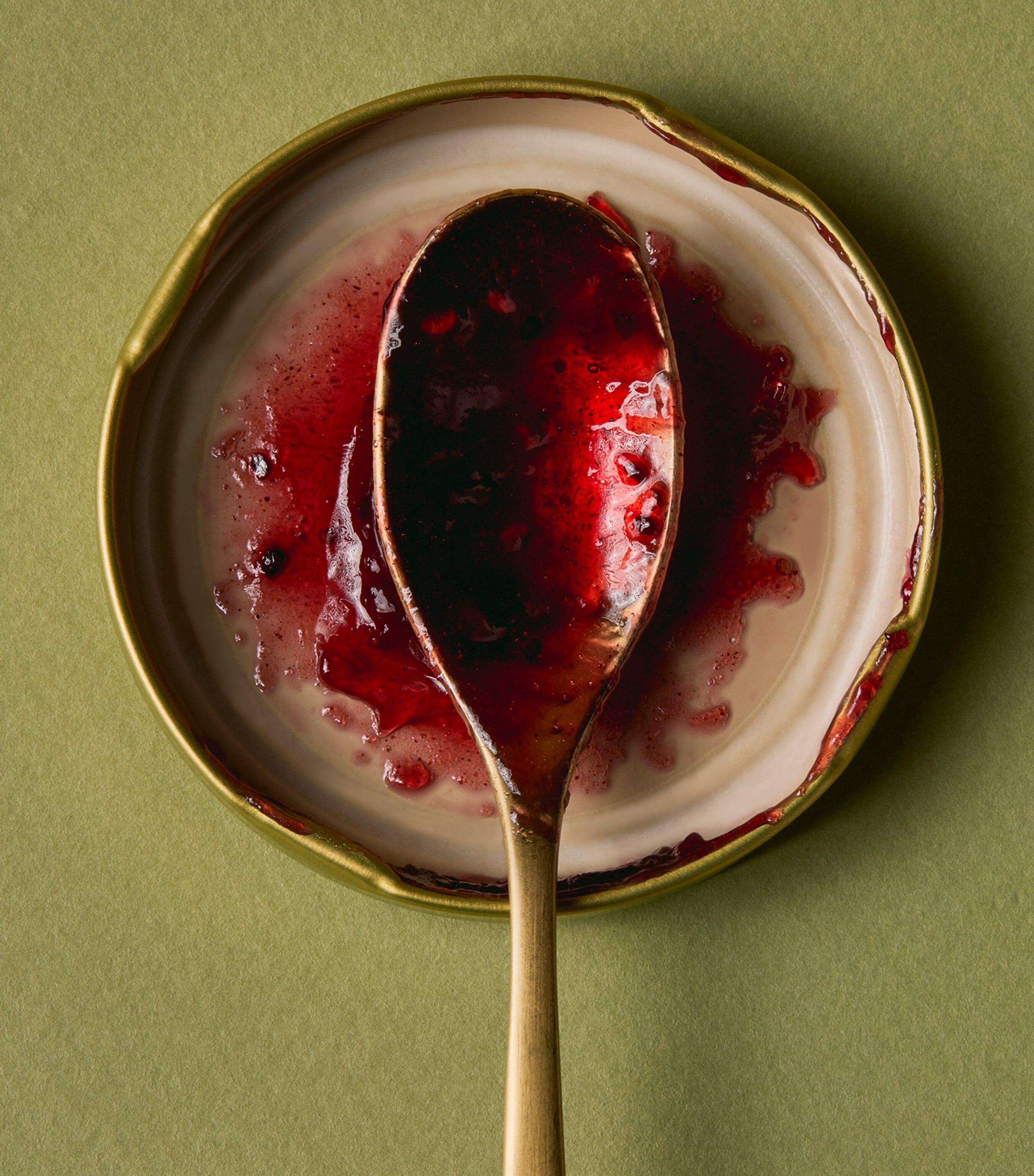 The Family Sharing Hamper NO COLOUR Image 6