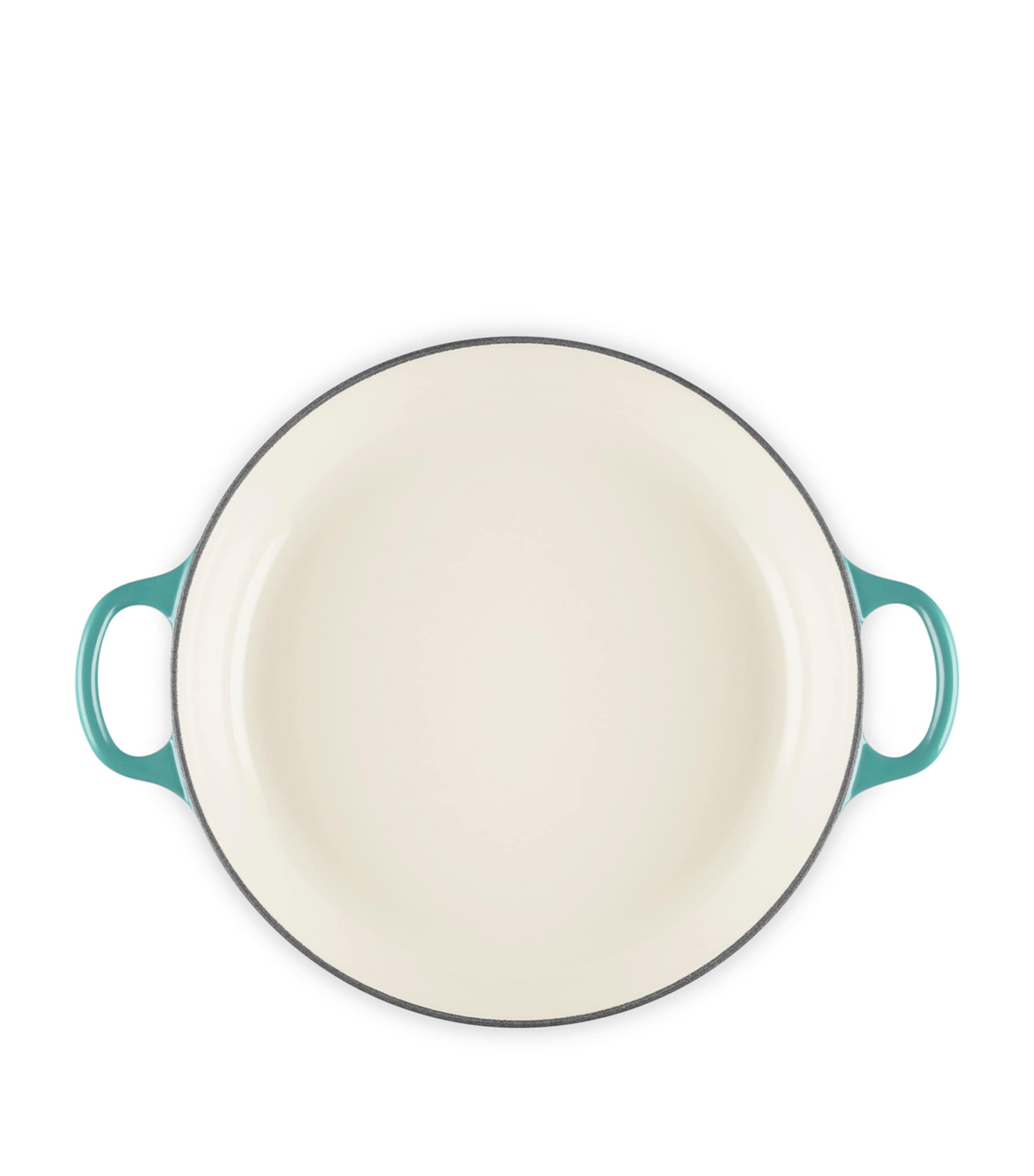 Le Creuset Cast Iron Petal Shallow Casserole Dish (26cm) Bleu Riviera Image 4