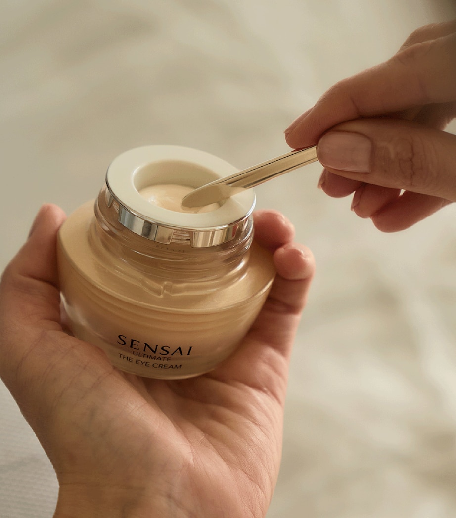 Ultimate The Eye Cream (15ml) NO COLOUR Image 4