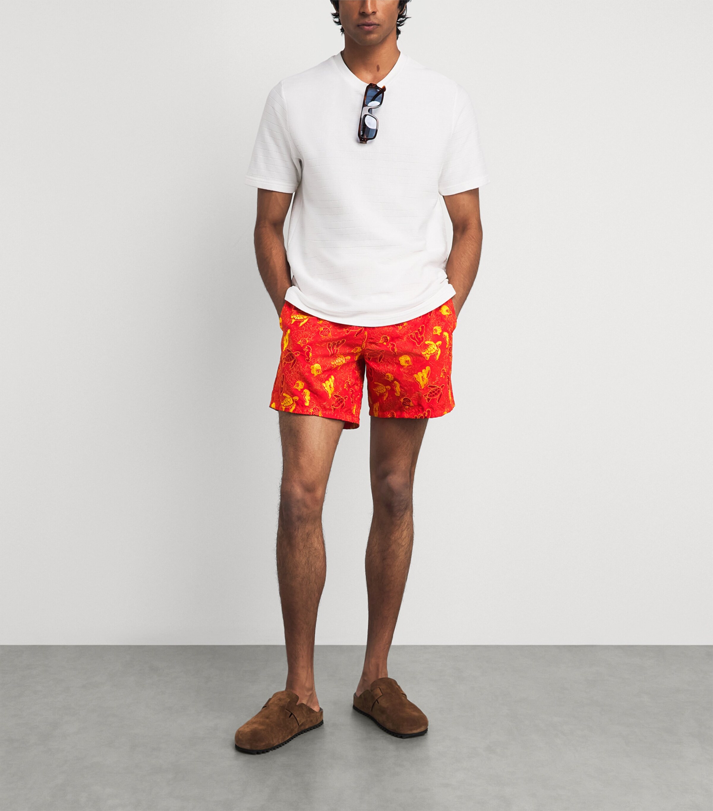 Vilebrequin Mens Aquatic Life-Embroidered Mistral Swim Shorts Coquelicot Image 2