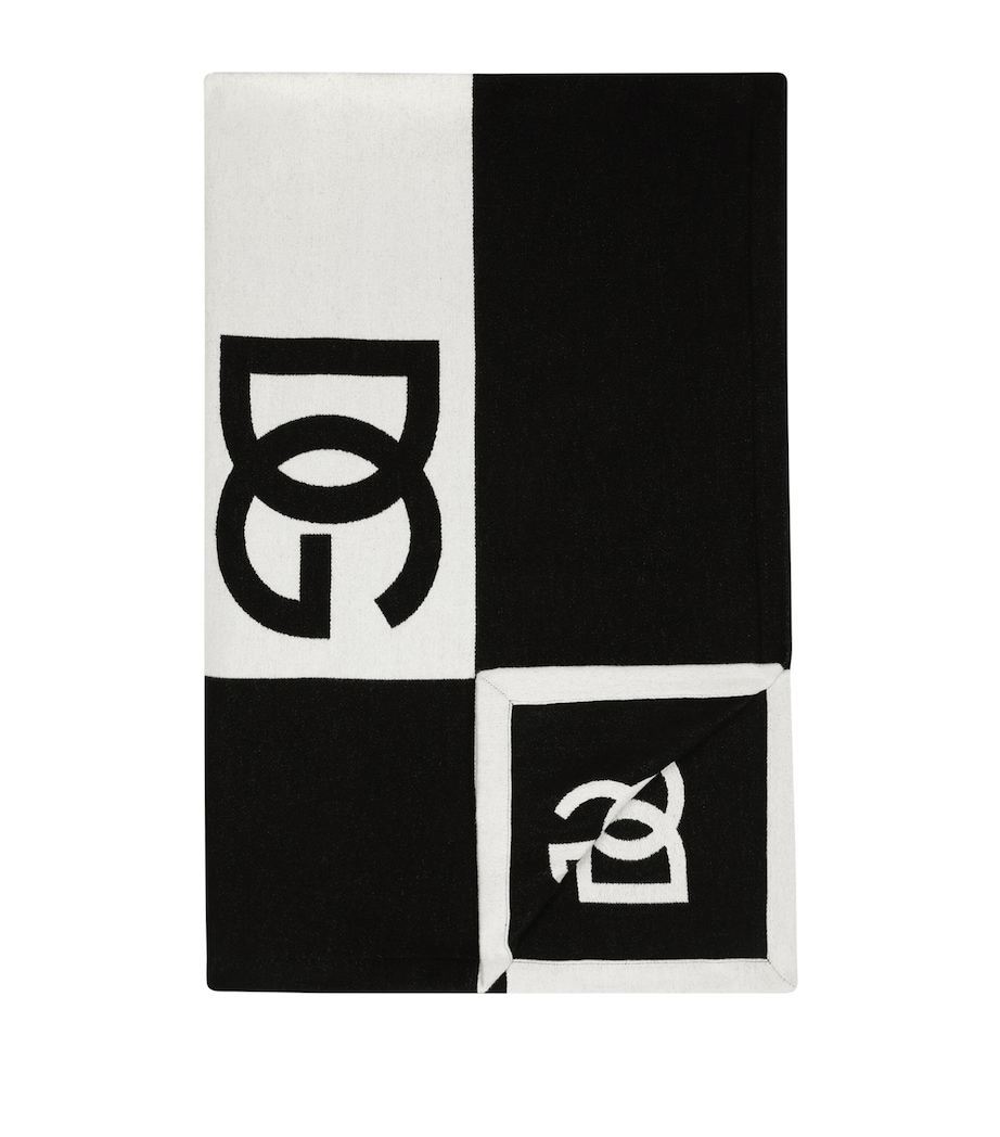 Cotton Logo Throw (133cm x 173cm) U0057 DG LOGO Image 4