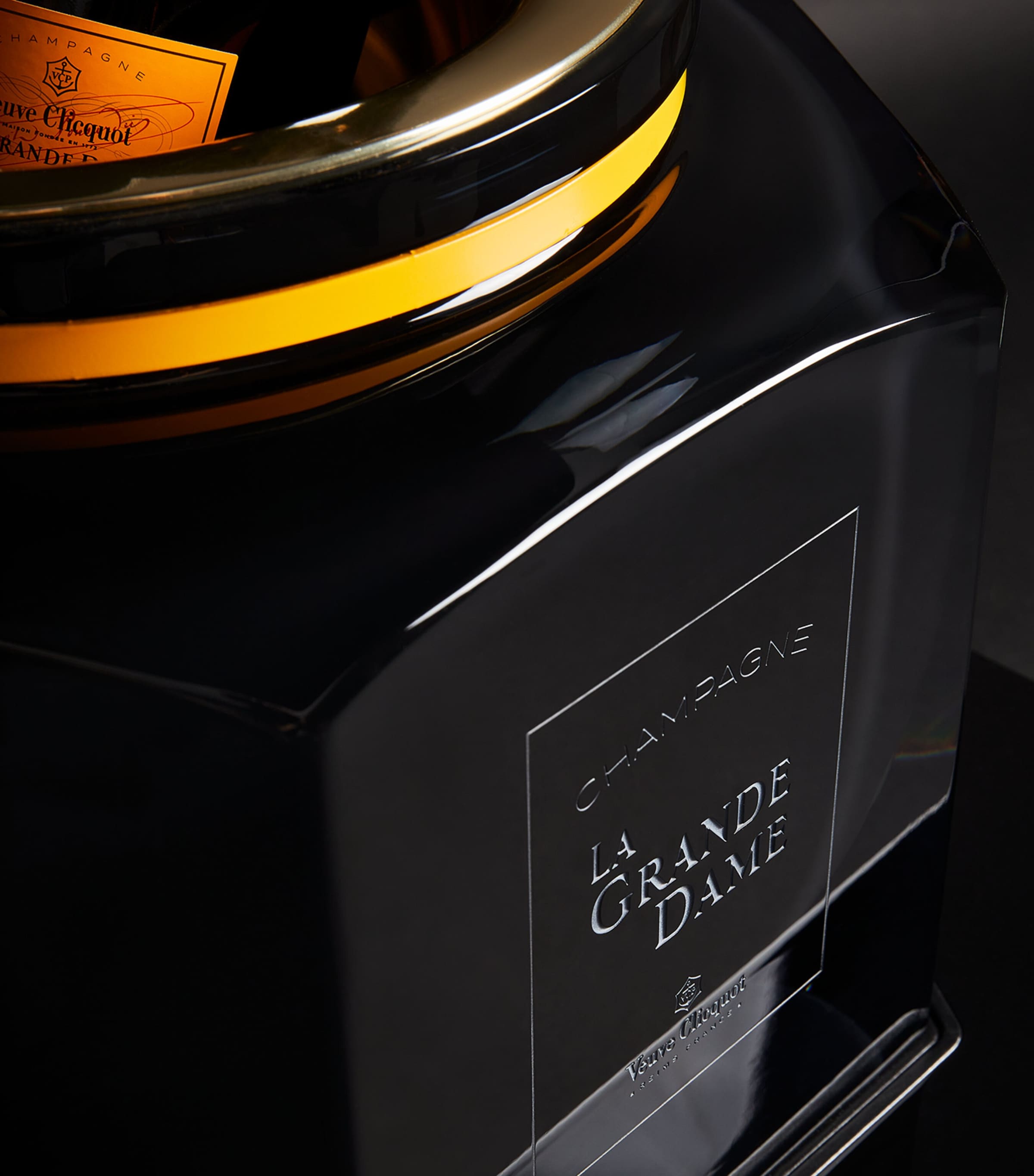 x Baccarat La Grande Dame Inkwell Champagne Case (6 x 75cl) - Champagne, France NO COLOUR Image 10