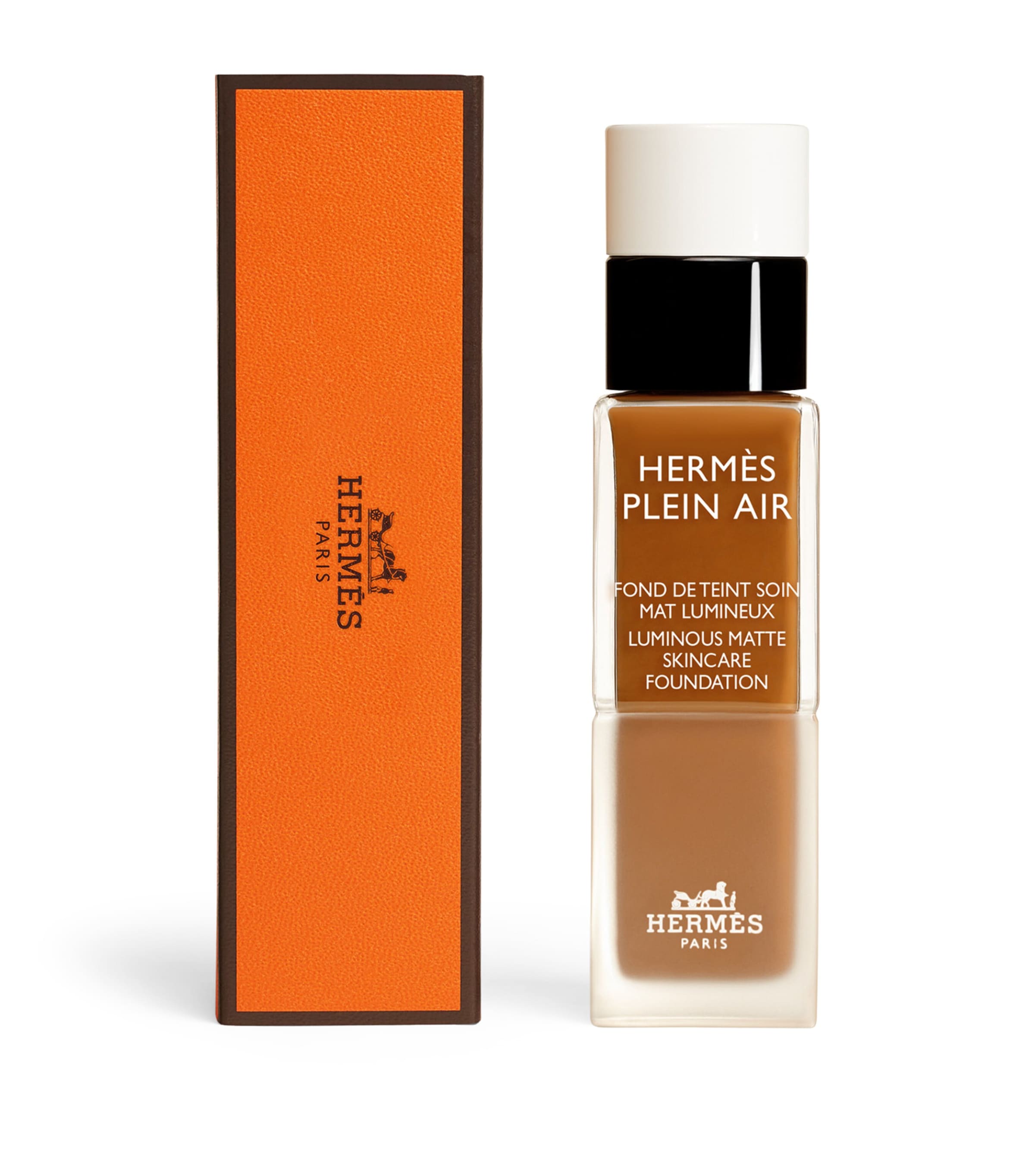 Plein Air Luminous Matte Skincare Foundation GOLD Image 2