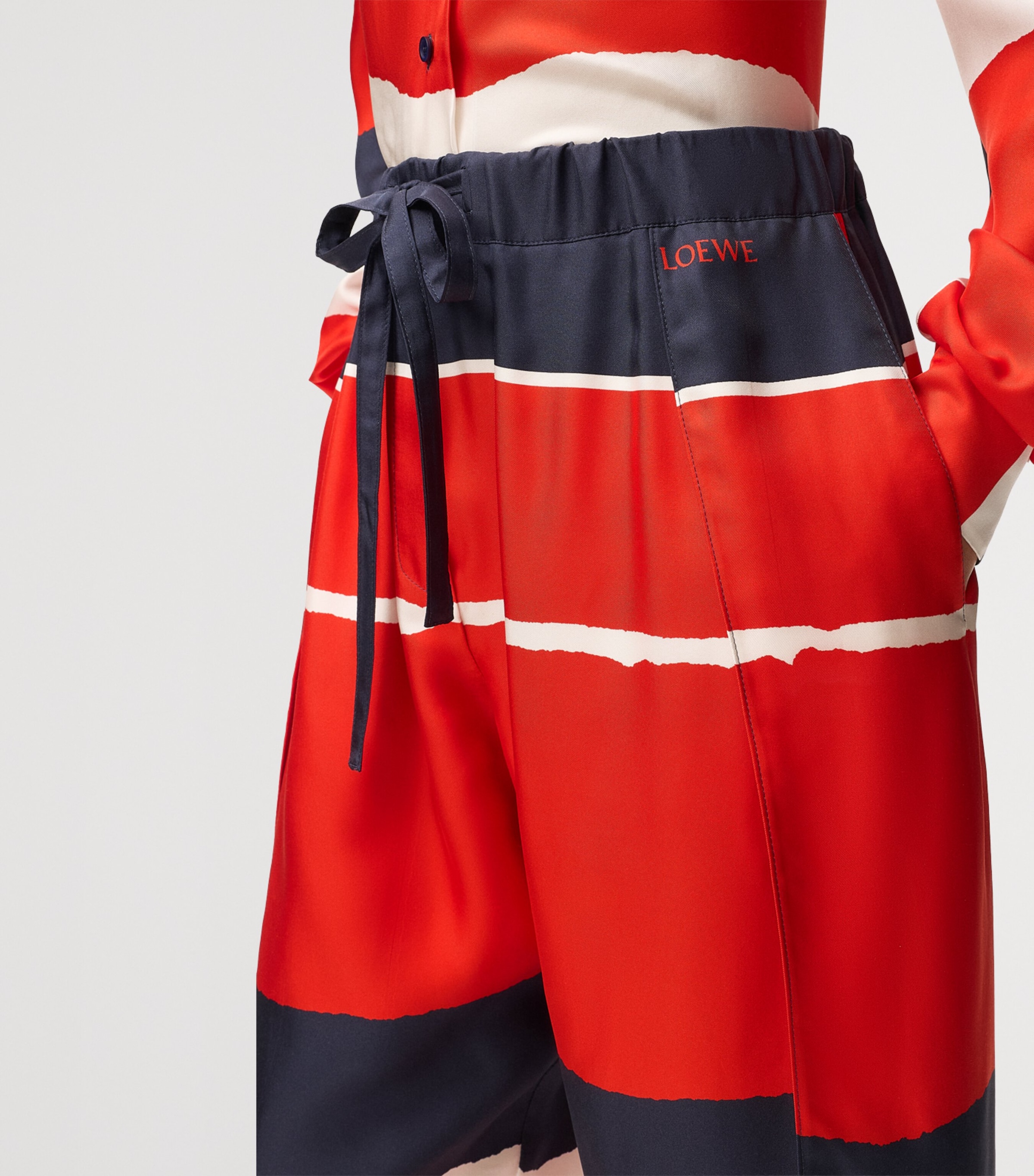 LOEWE Womens Satin Geometric Wide-Leg Trousers Red/multicolour Image 5
