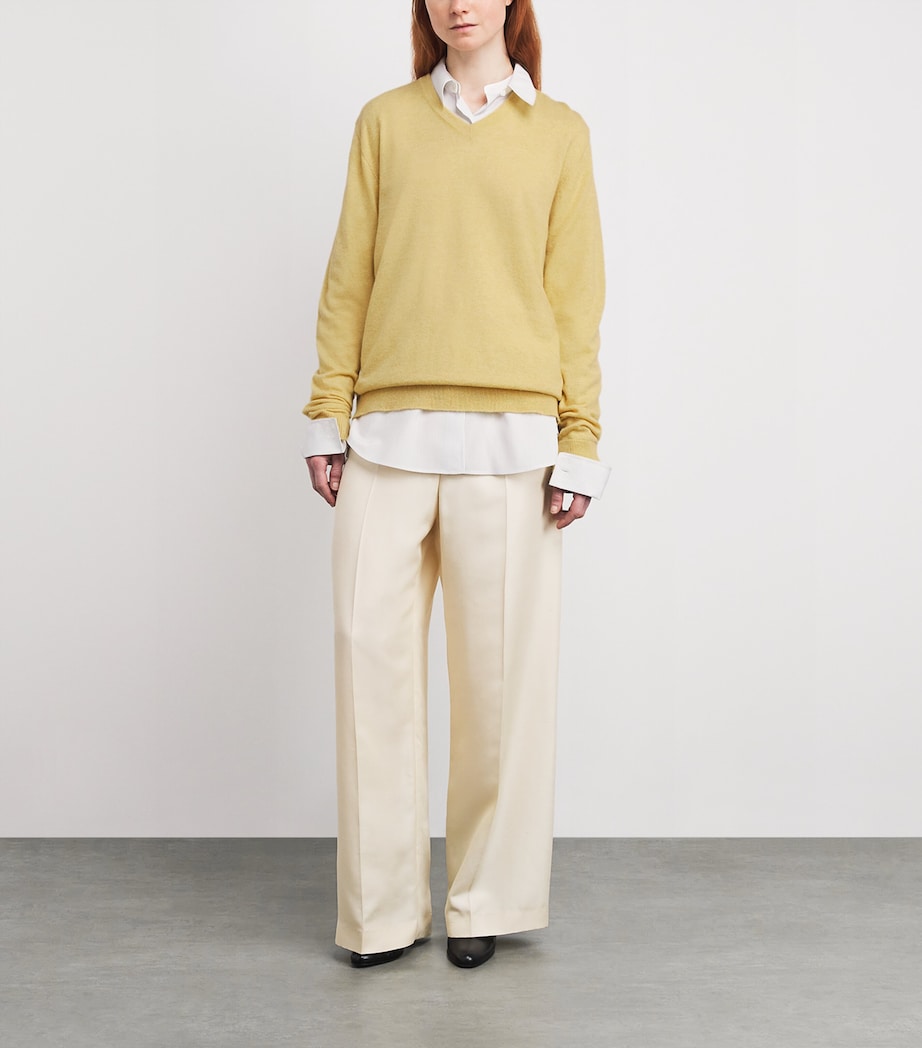 The Row Womens Nian Cashmere V-Neck Sweater Pale Yellow Image 2