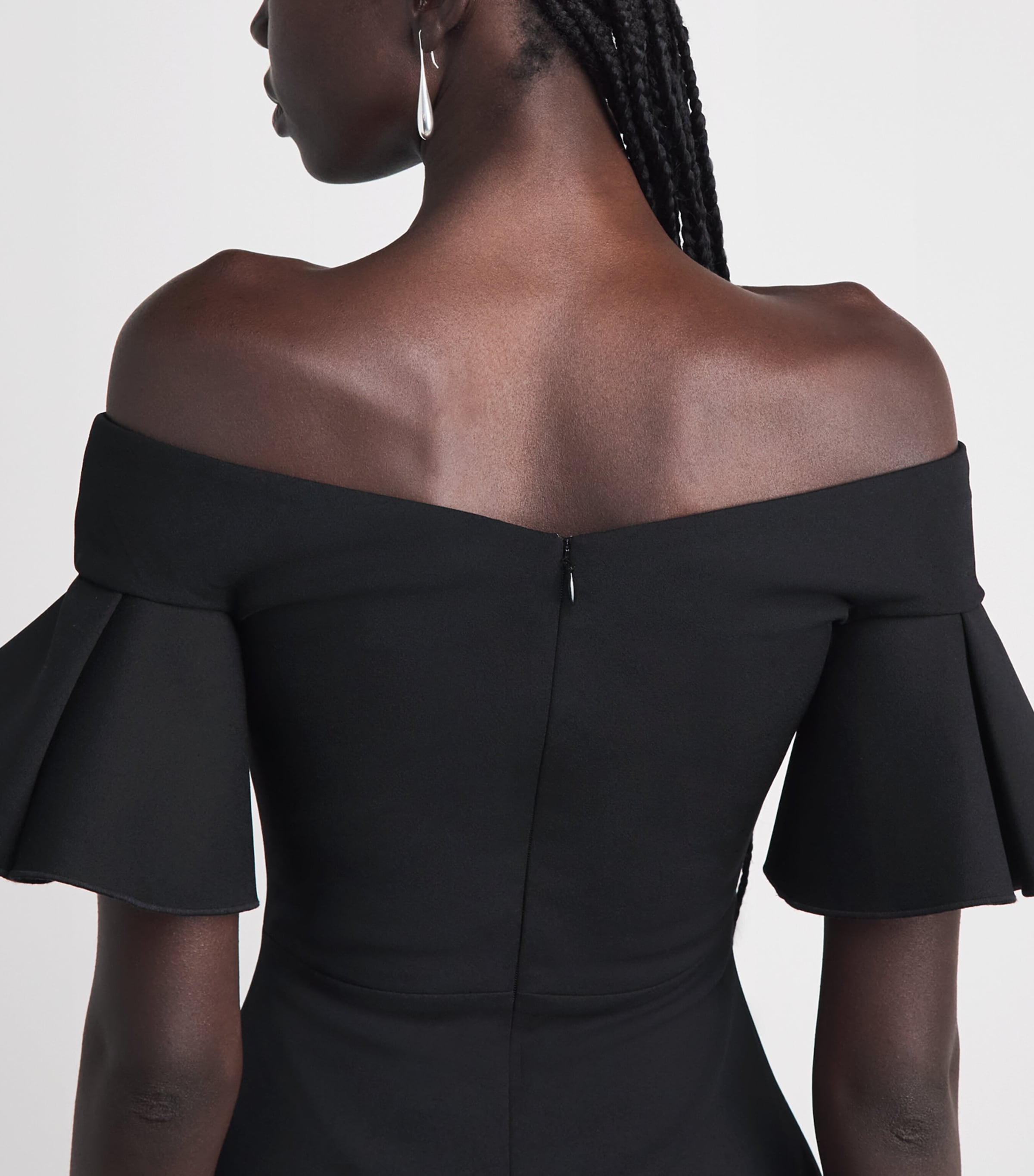 Solace London Womens Off-The-Shoulder Cielo Gown Black Image 5