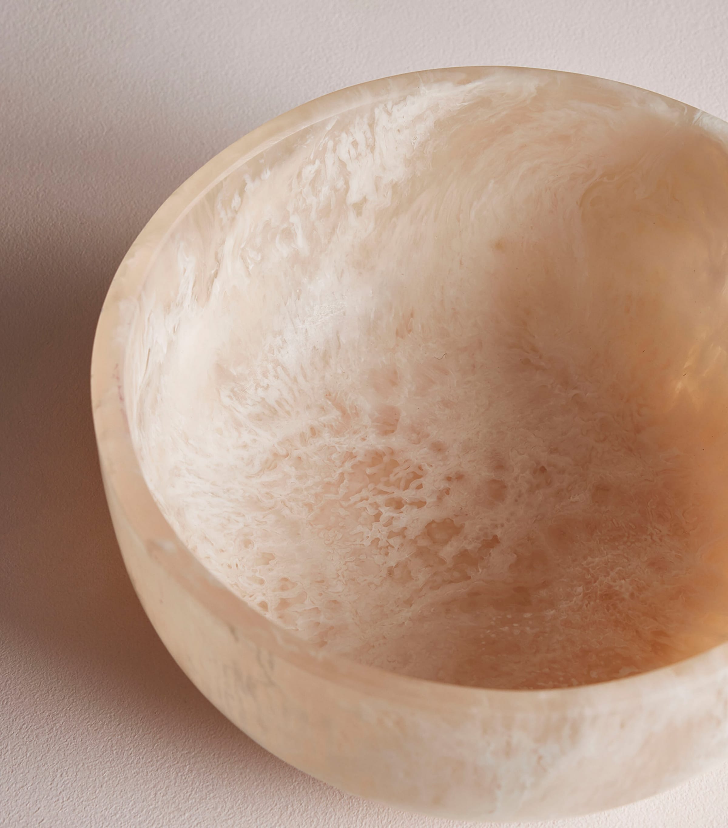 Soho Home Resin Miller Salad Bowl (26cm) Beige Image 4
