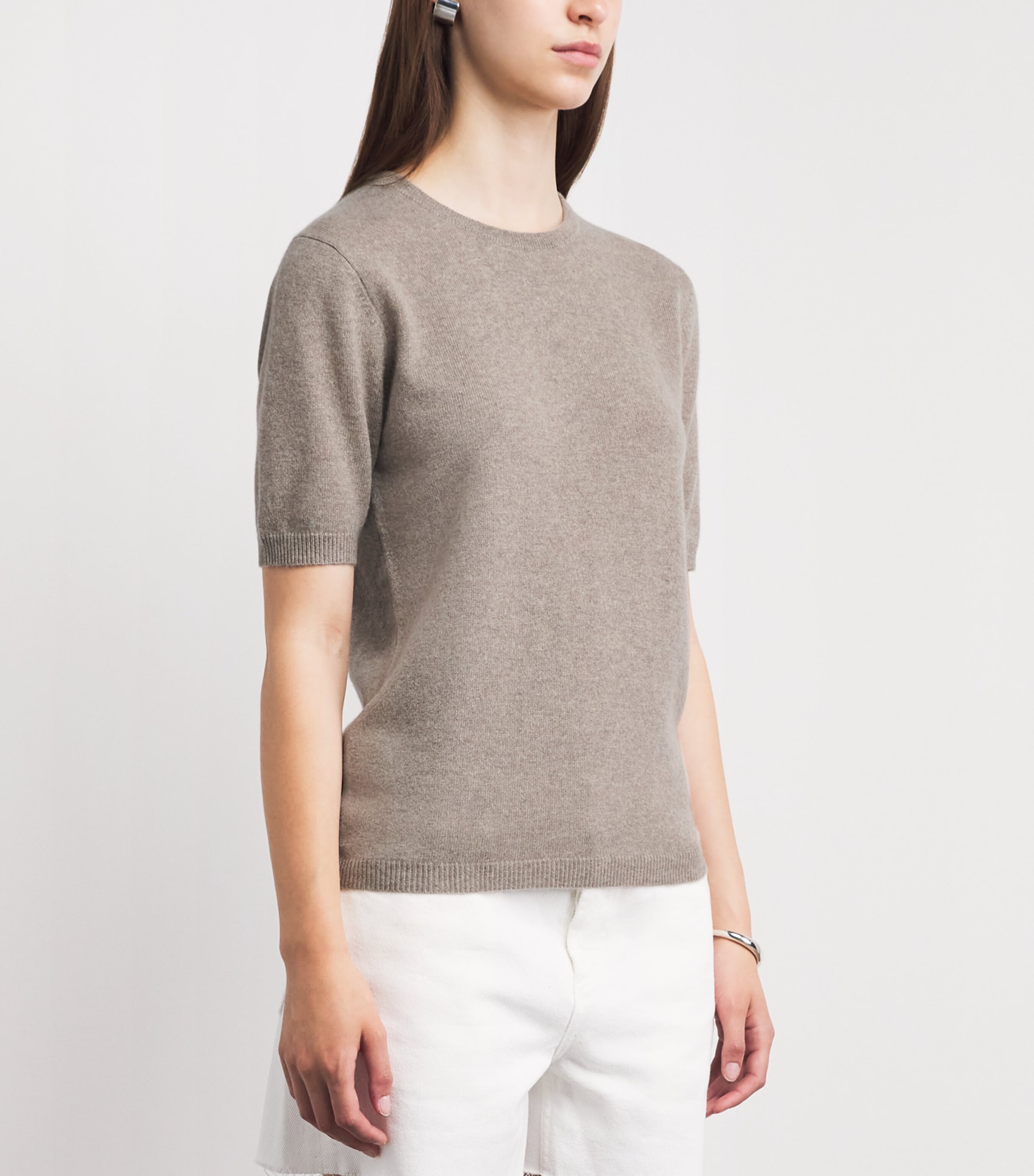 Soft Goat Womens Cashmere Short-Sleeve Sweater Greige Image 4