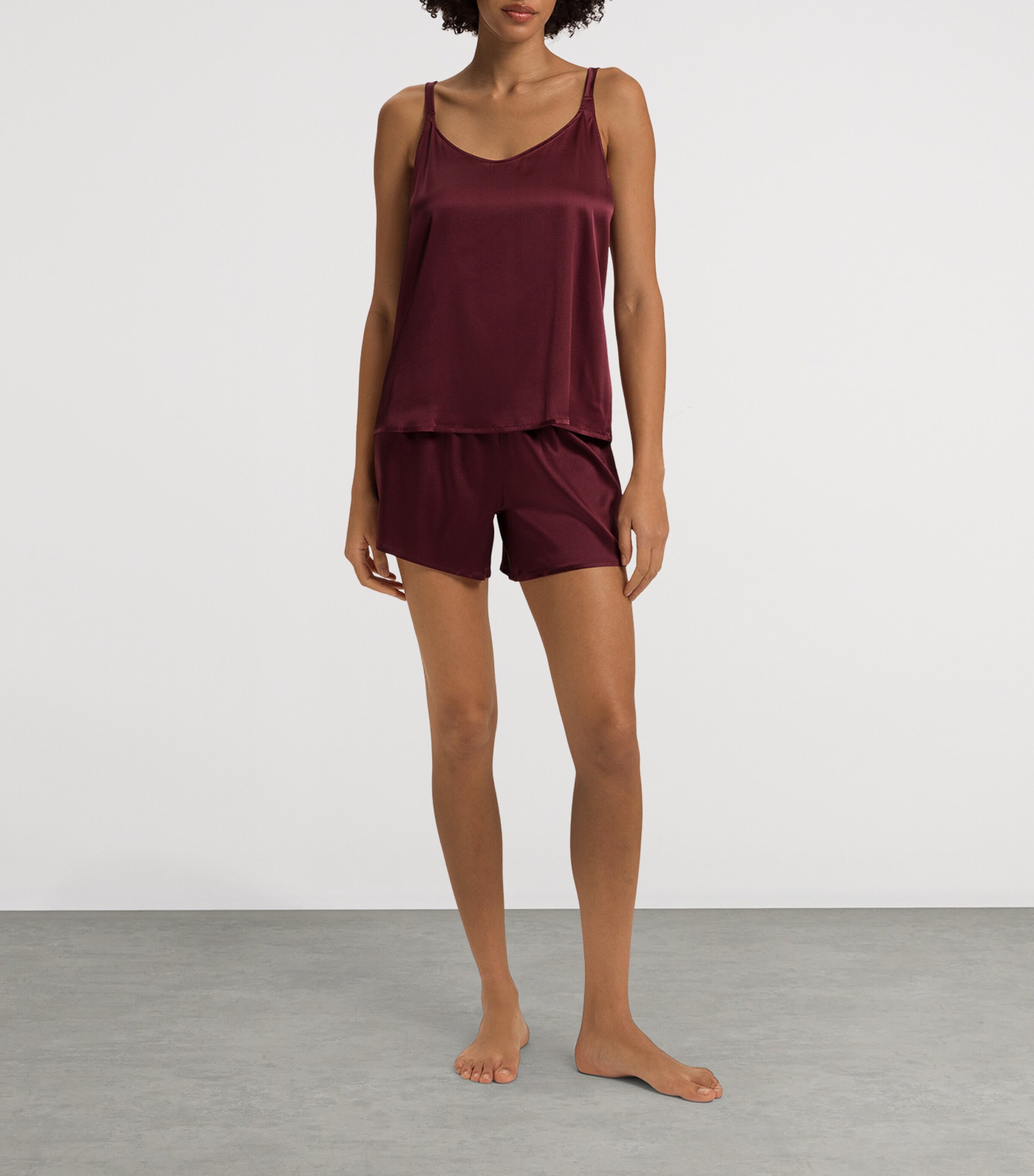 Hanro Stretch-Silk Grand Central Spaghetti Top | Women Clothing | Loungewear | Lounge Bottoms | Designers | Hanro | Nightwear Hanro Stretch-Silk Grand Central Spaghetti Top | Women Clothing | Loungewear | Lounge Bottoms | Designers | Hanro | Nightwear