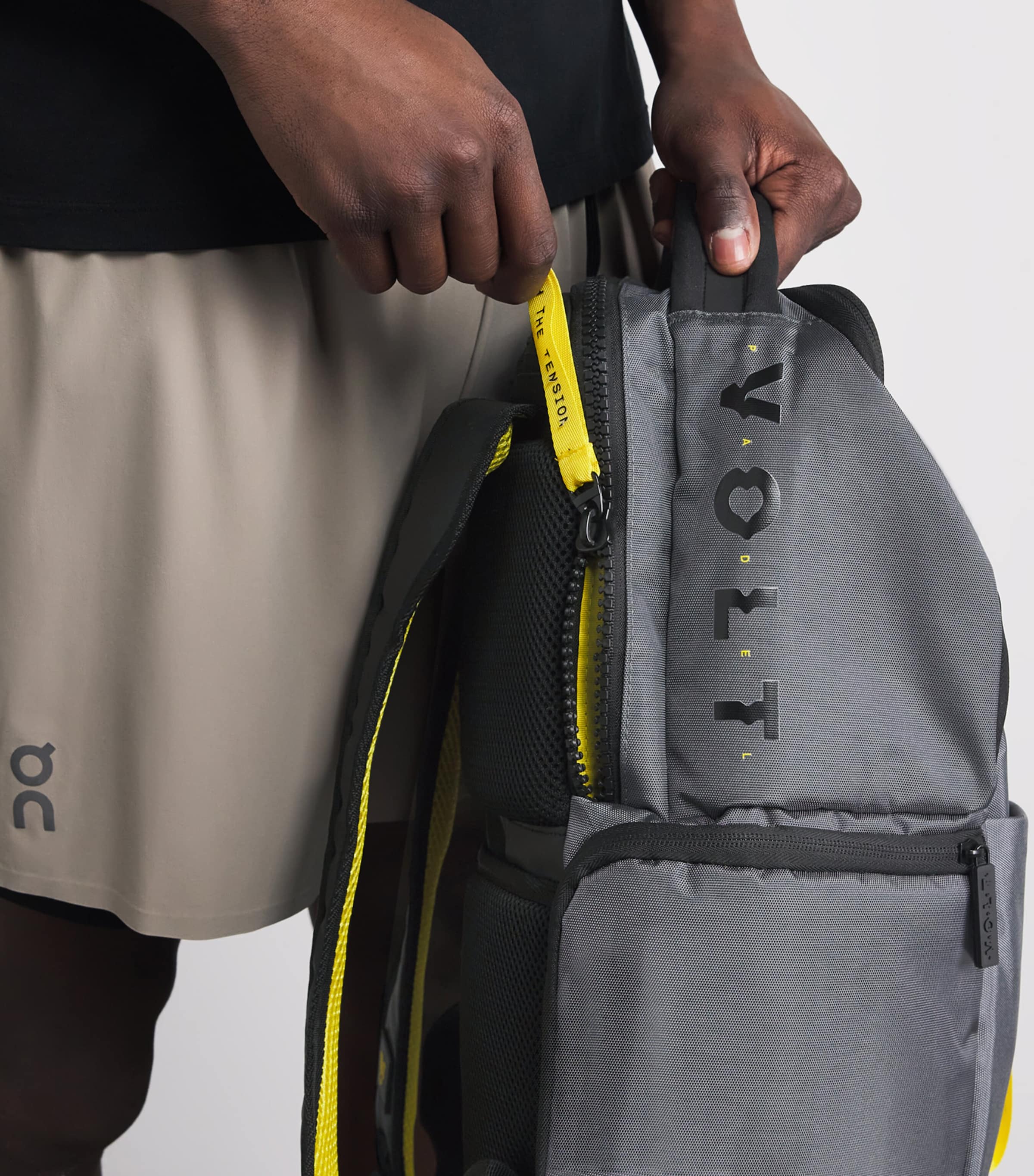 Volt Padel Mens XL Padel Backpack Black Image 4