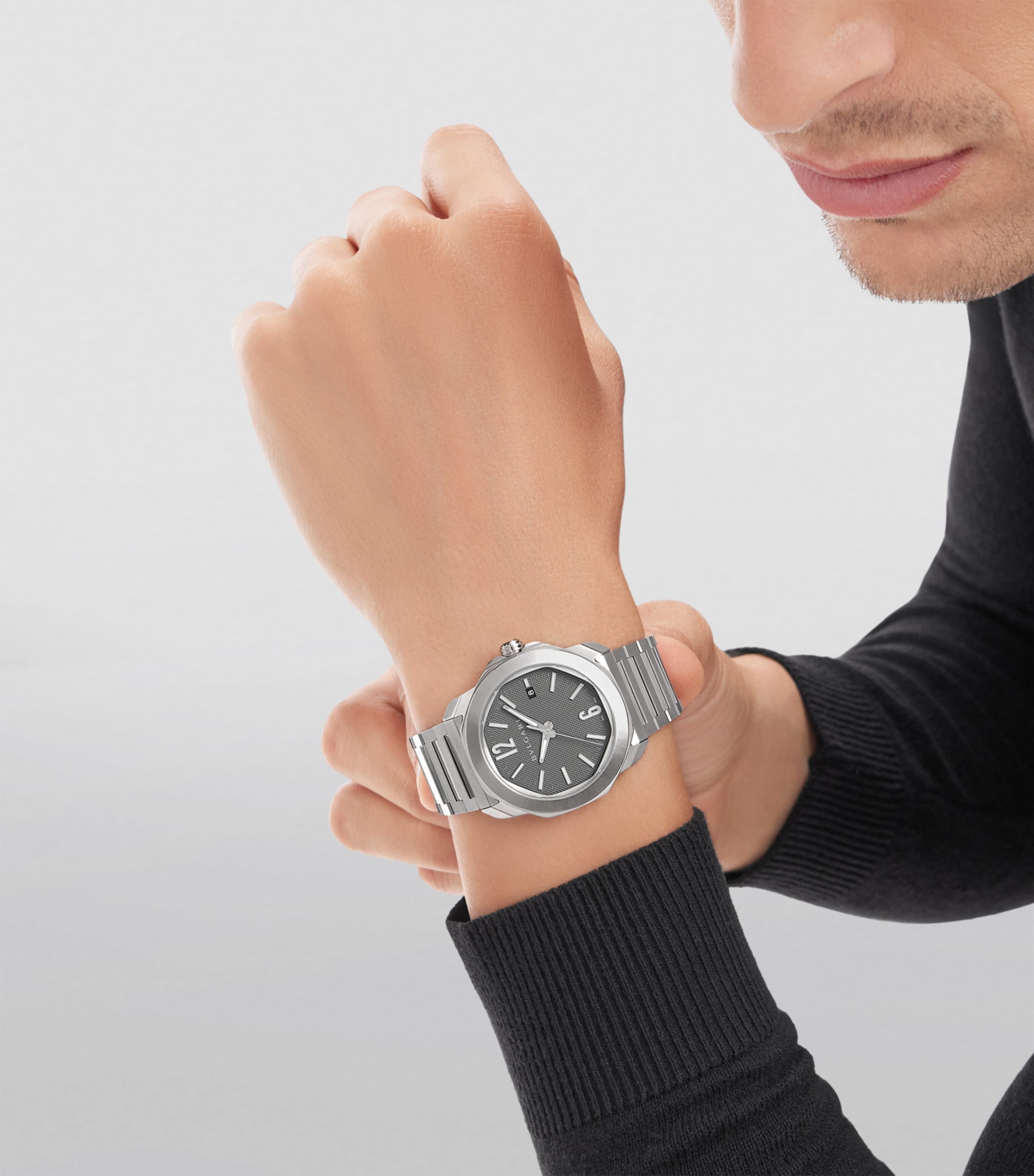 Stainless Steel Octo Roma Automatic Watch 41mm GREY Image 4