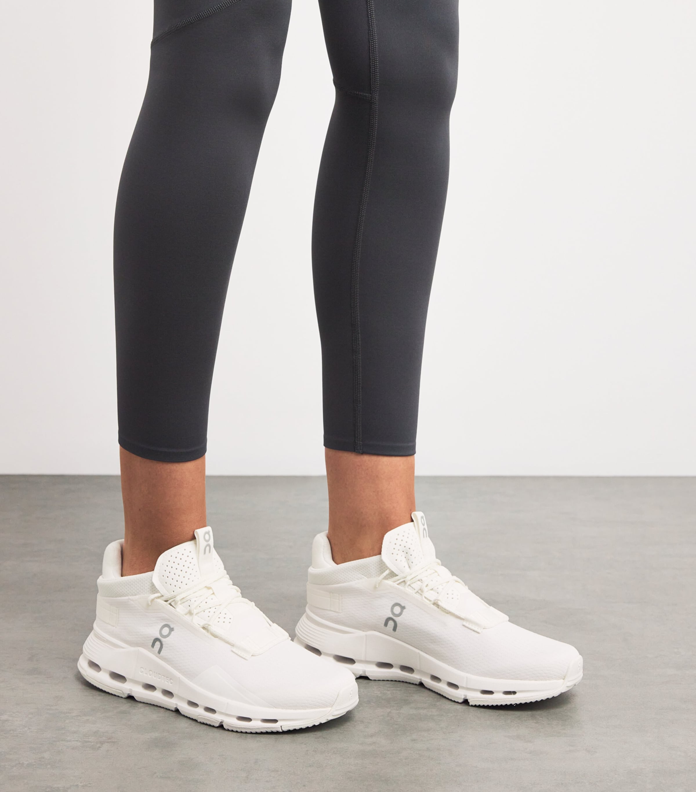 Cloudnova 2 Trainers ALL WHITE Image 2