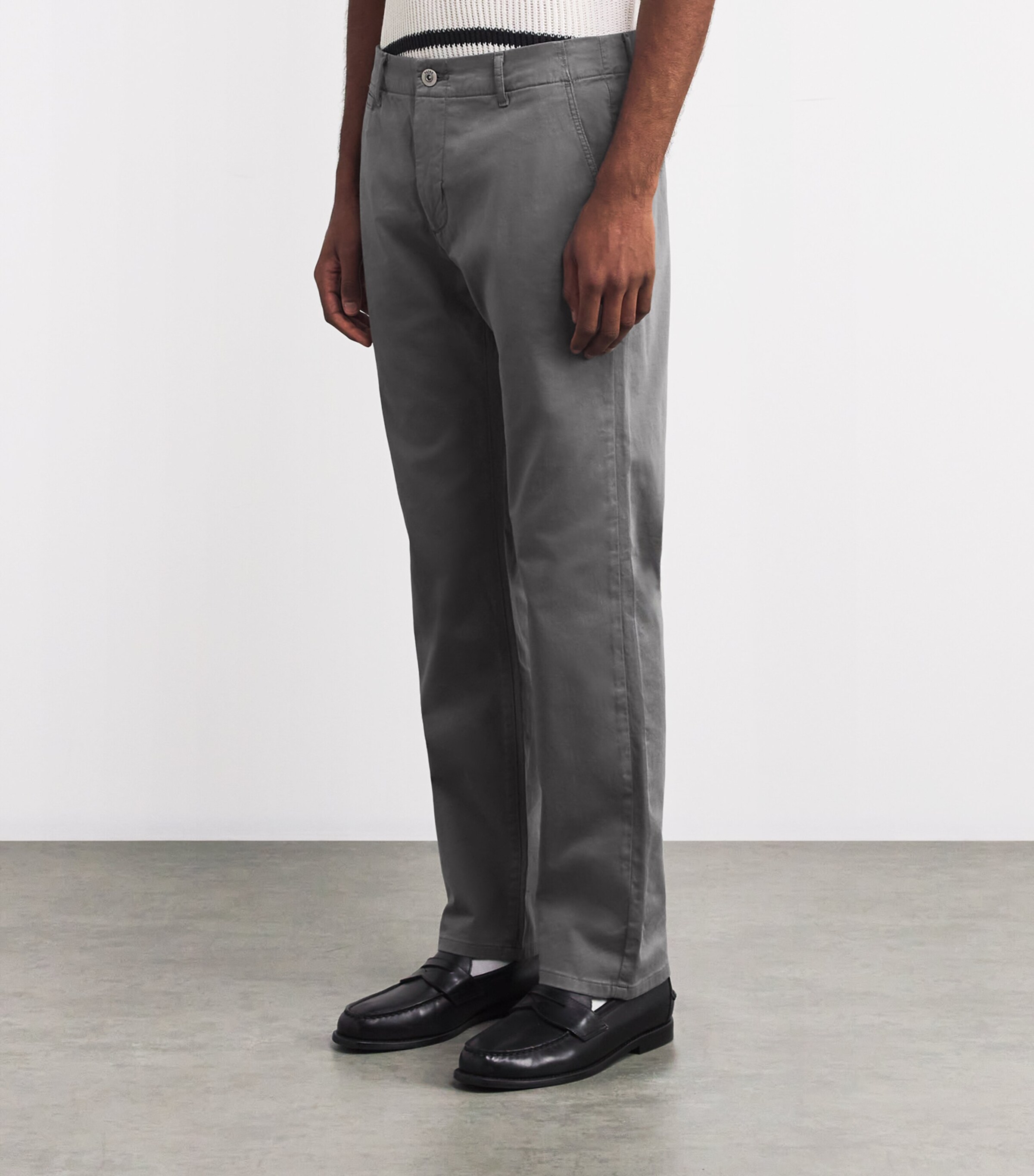 Stretch-Cotton Vincent Chinos COOL SLATE Image 3