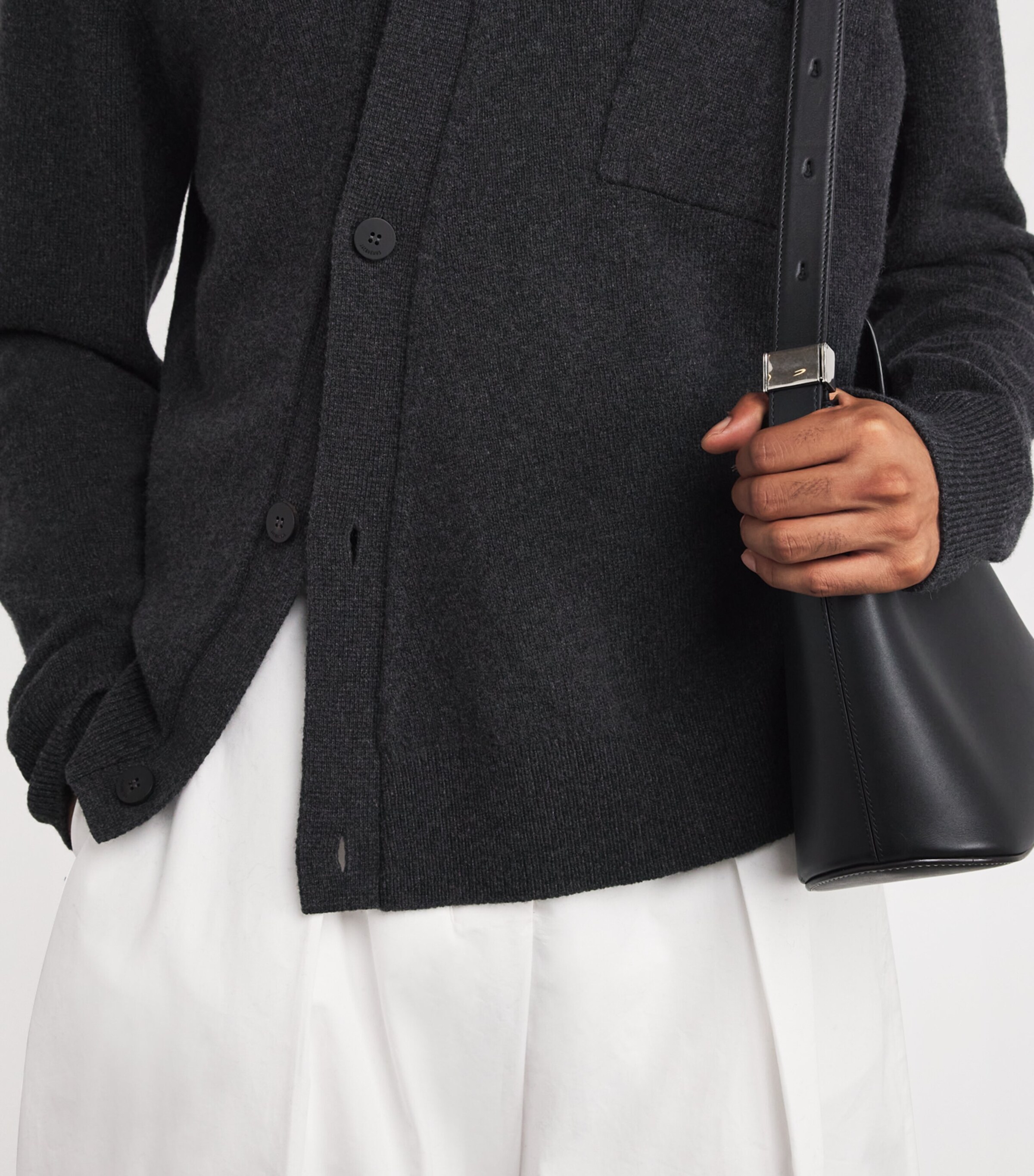 Jacquemus Mens Wool-Blend Cardigan Dark Grey Image 6