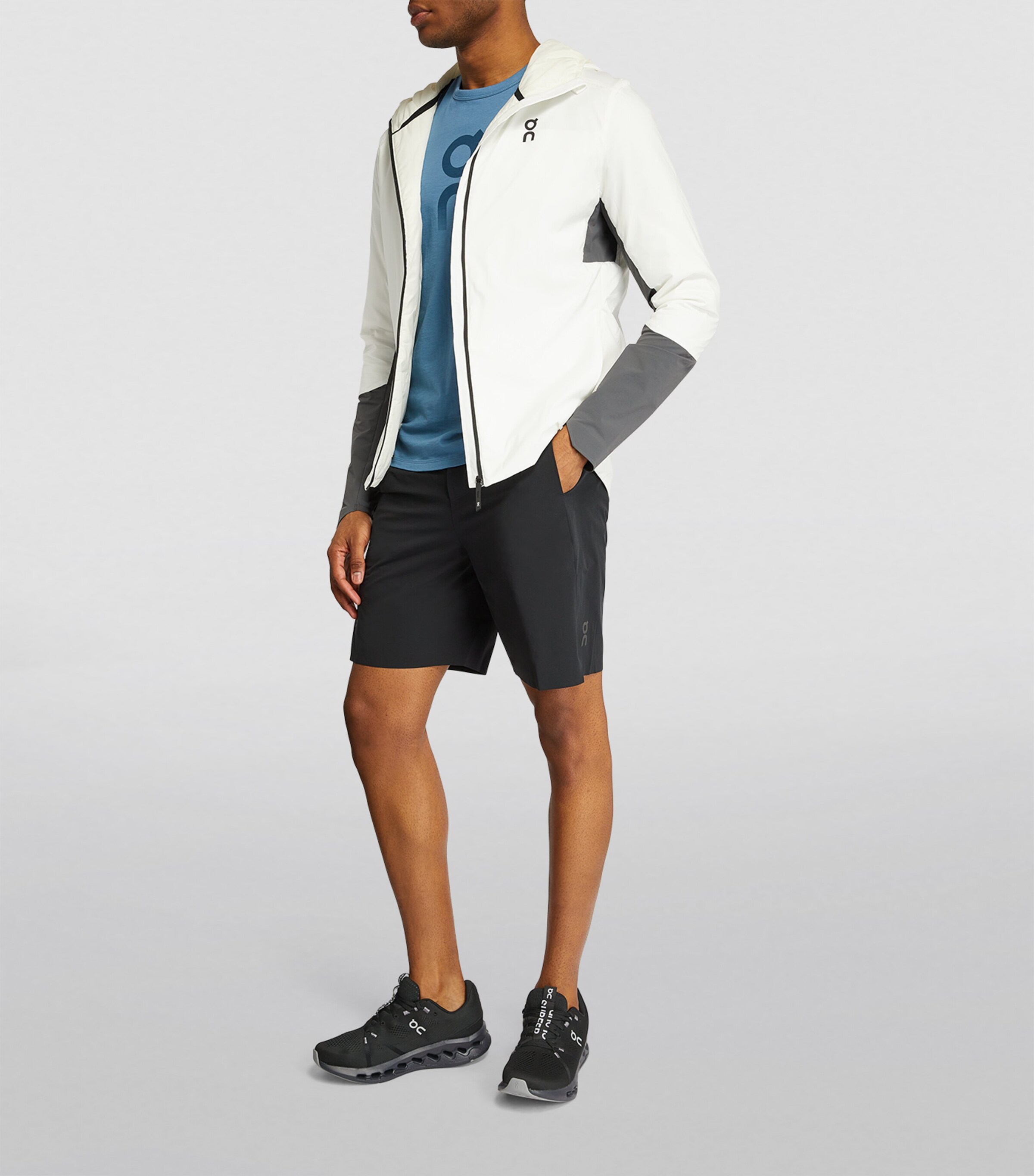 Cloudsurfer Trainers ALL BLACK Image 6