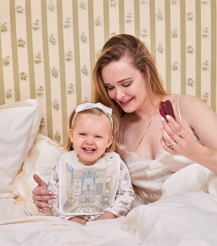 Small Bedroom Bib MULTI Image 2