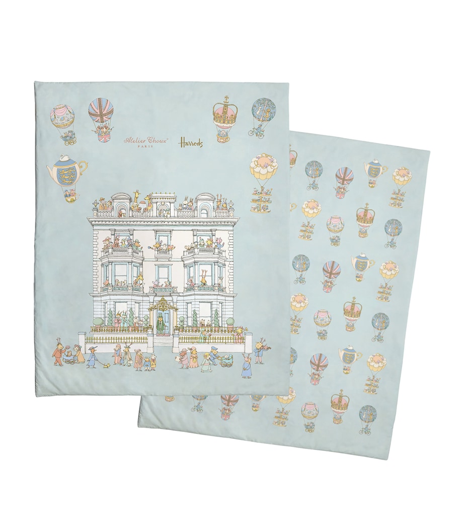 Reversible Townhouse Quilt MULTI Image 1