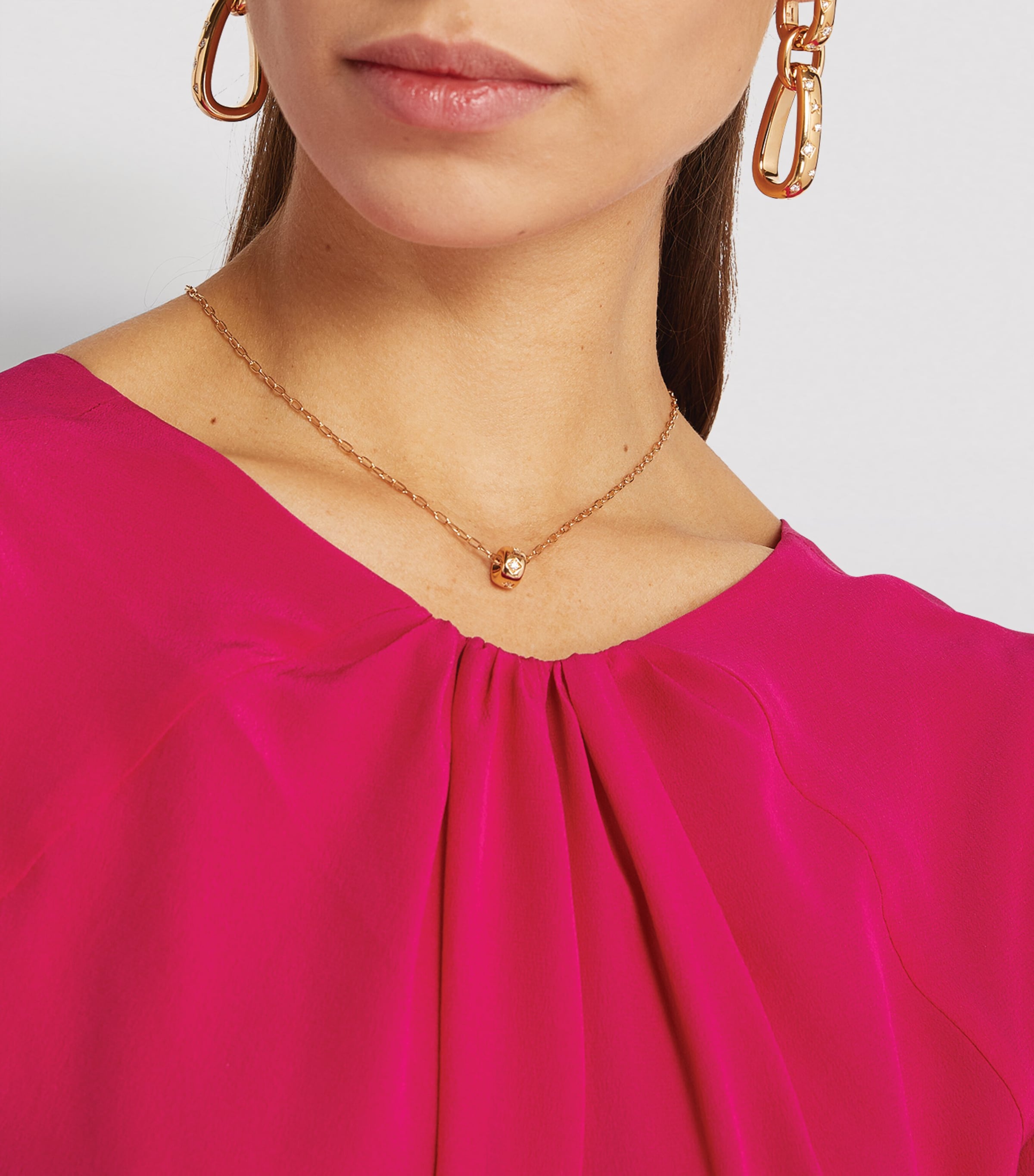 Rose Gold and Diamond Iconica Pendant Necklace DB000 Image 3