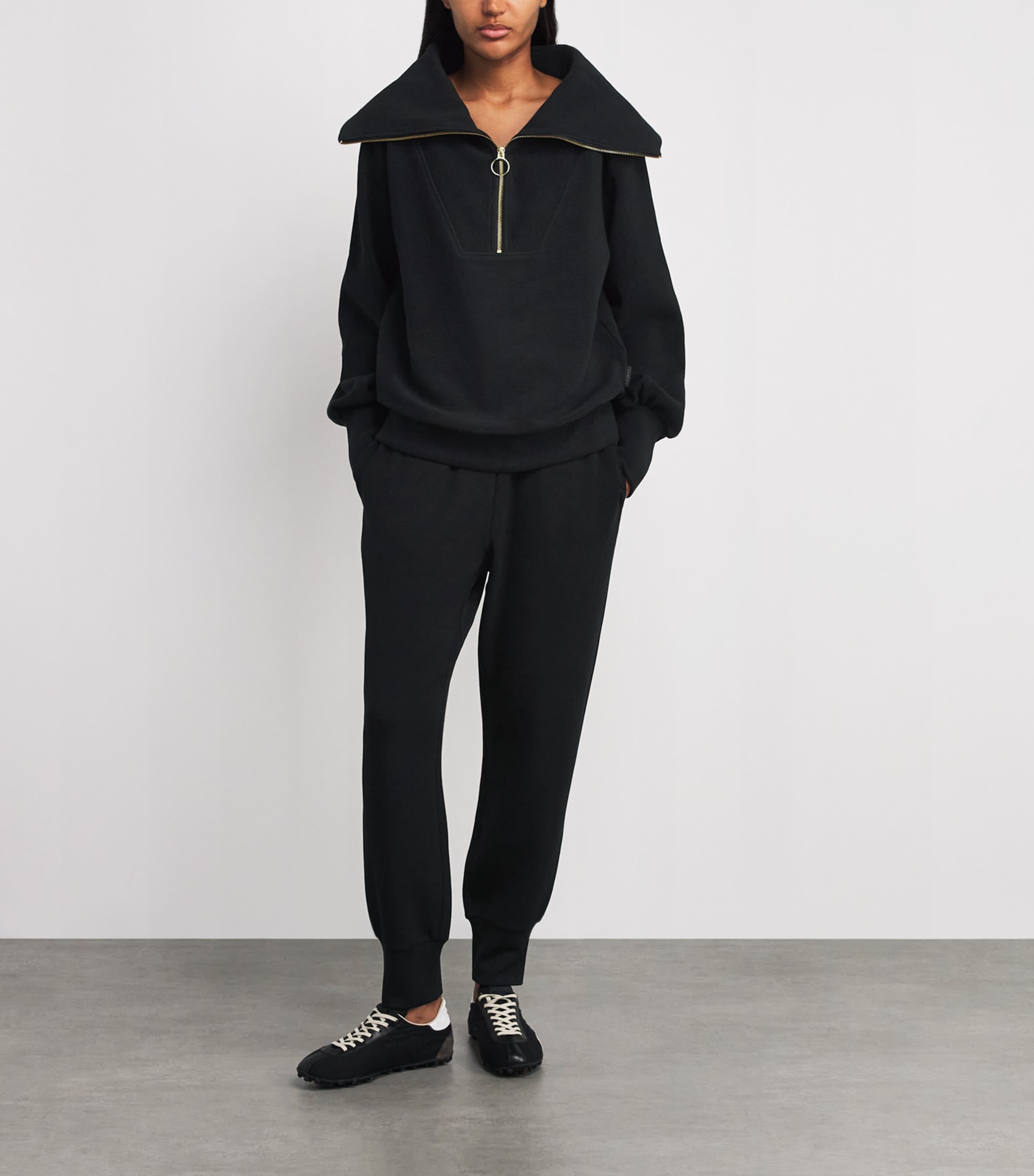 Varley Womens The Slim Cuff Sweatpants Black Image 2