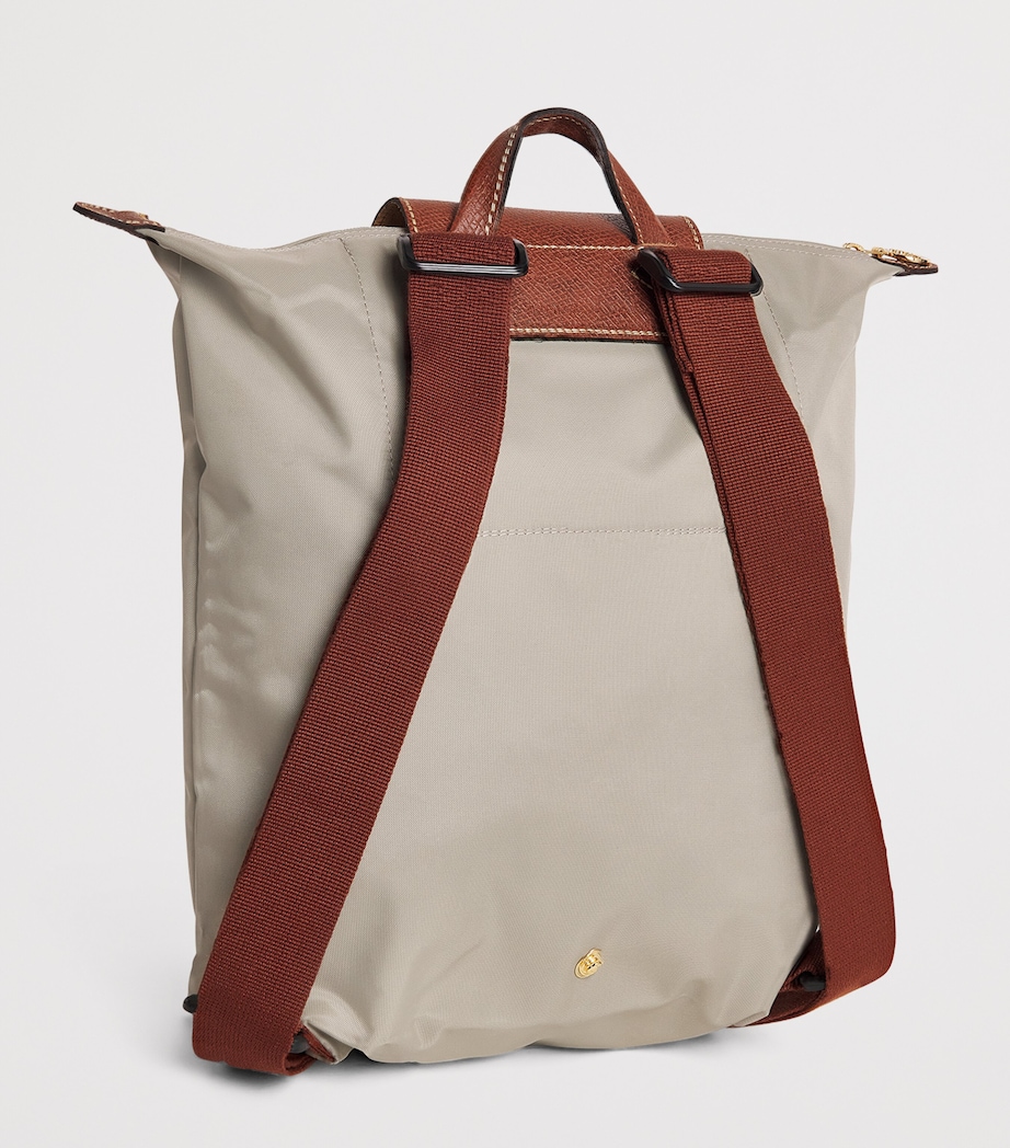 Longchamp Medium Le Pliage Backpack Pebble Image 3