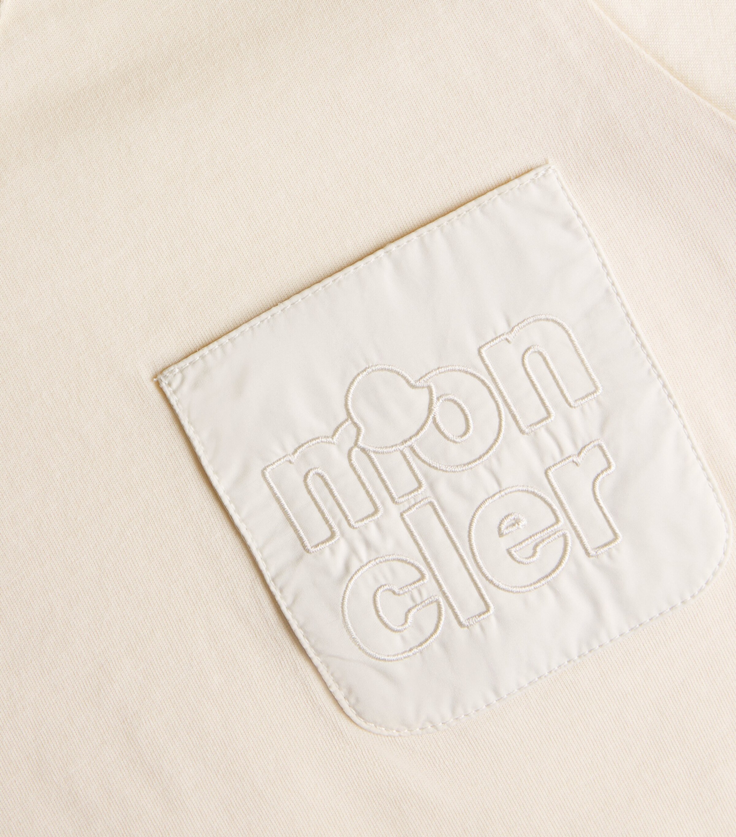 Moncler Enfant Cotton Pocket Logo T-Shirt (8-10 Years) Image 4