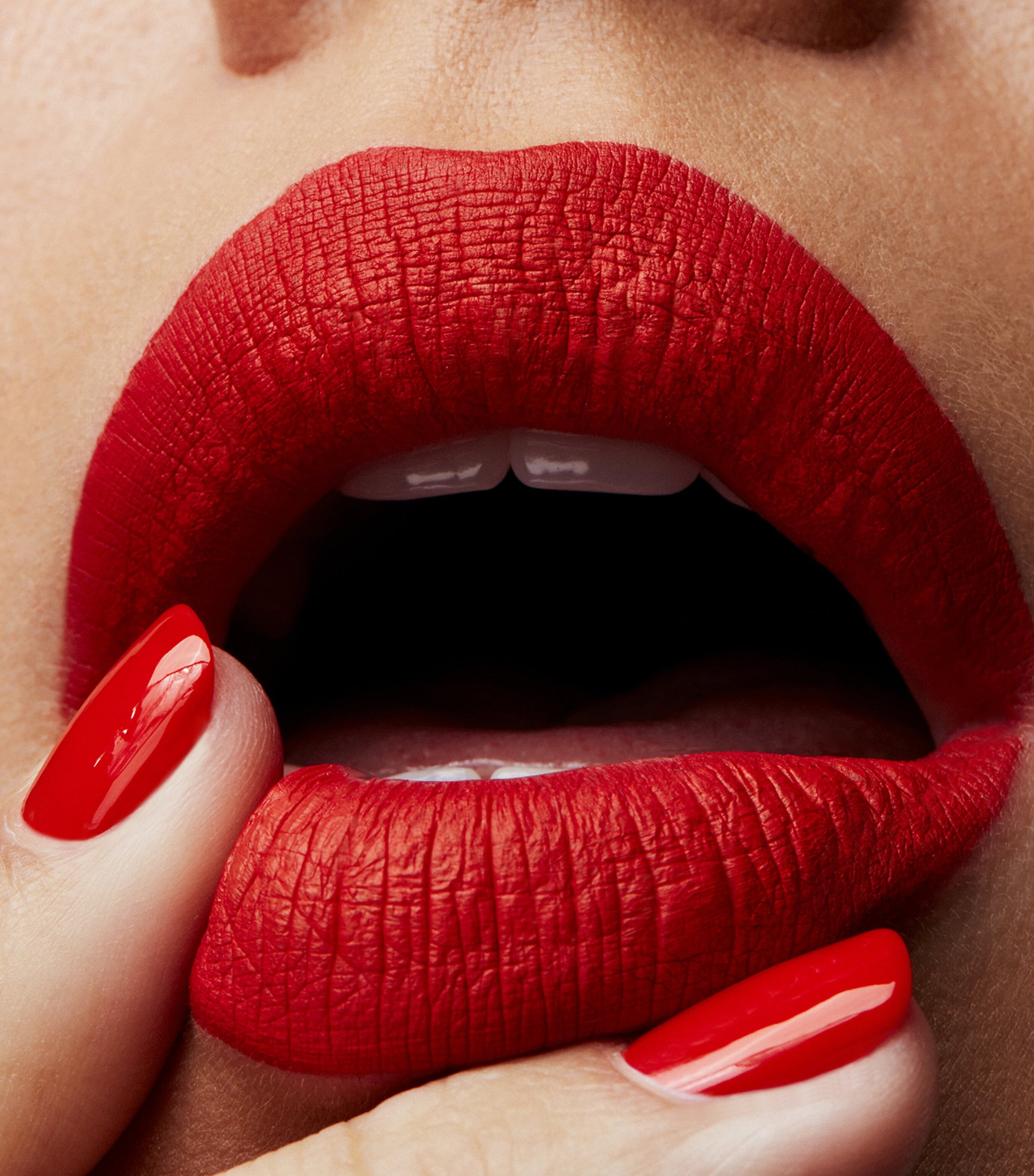 Retro Matte Liquid Lipcolour QUITE THE STANDOUT Image 5