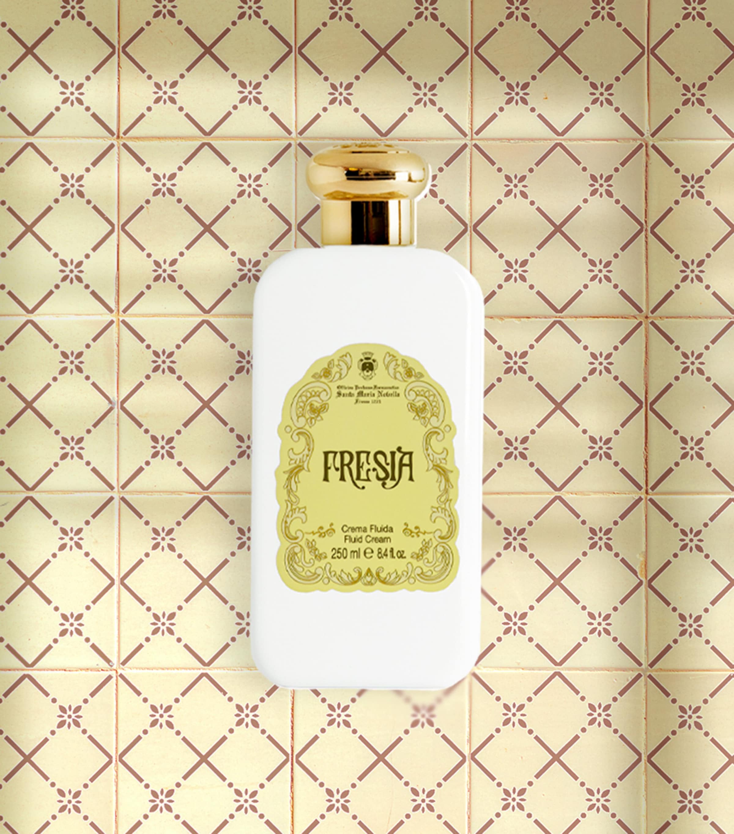 Fresia Fluid Body Cream (250ml) NO COLOUR Image 2