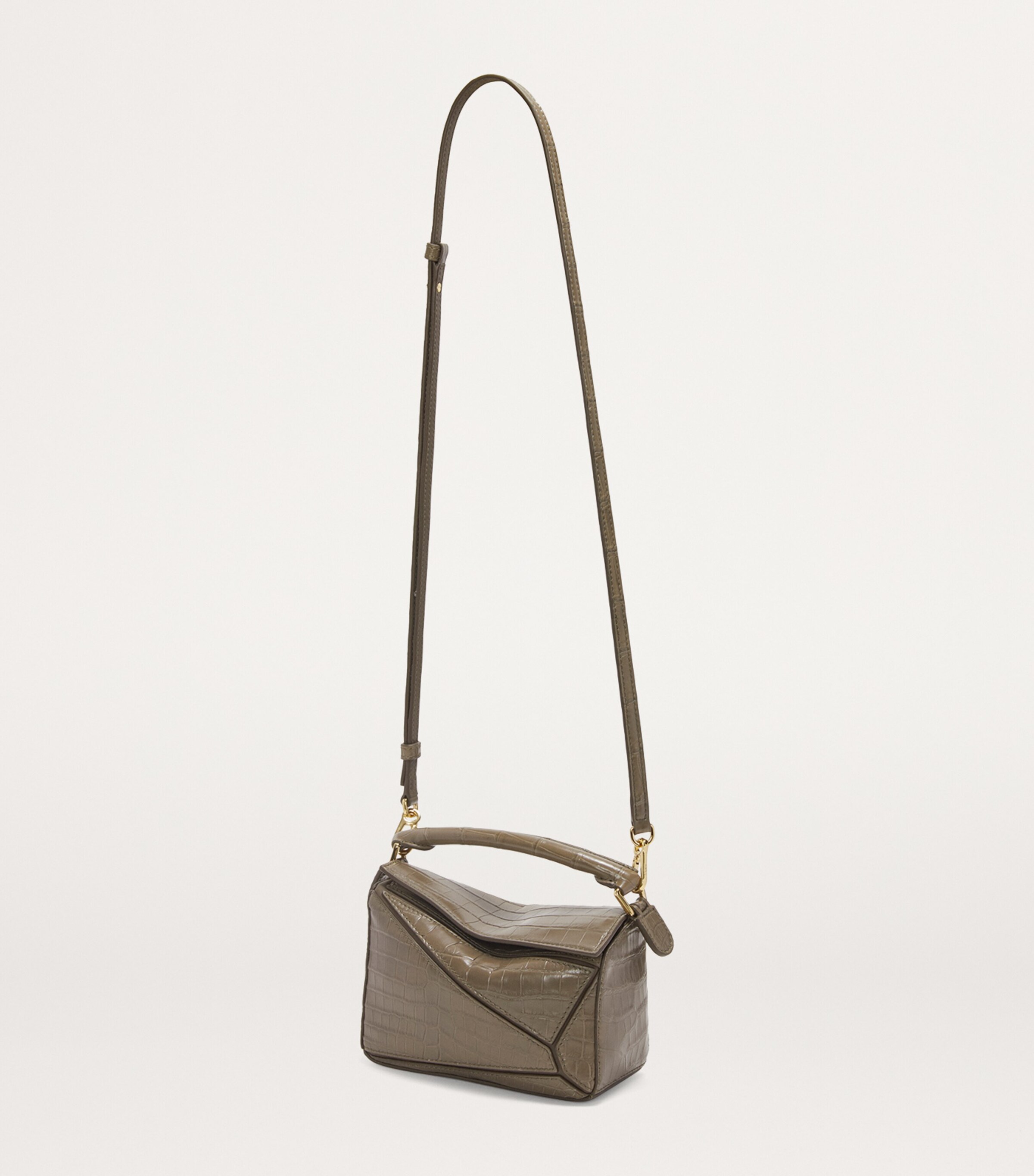 25SS new/LOEWE パズルエッジミニクロスボディバッグ Bag Silver Mini Puzzle Edge bag in laminated lambskin Silver - LOEWE