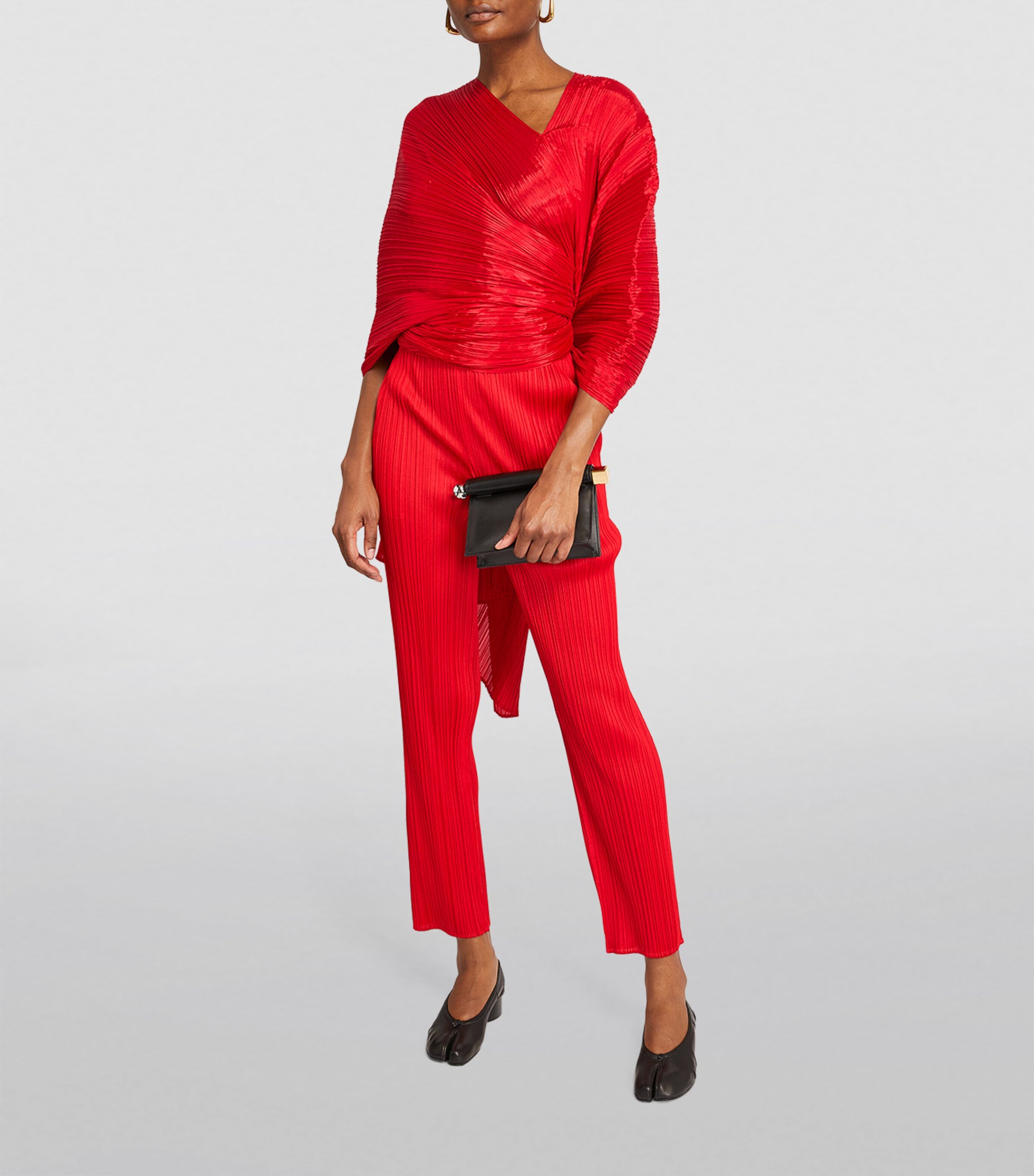 Pleats Please Issey Miyake Basics Madame-T Stole Image 6