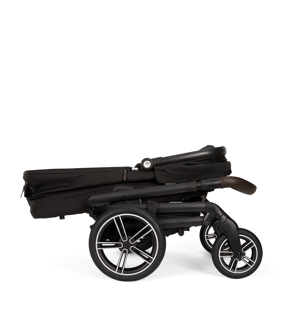 Nuna MIXX Carrycot Caviar Image 2