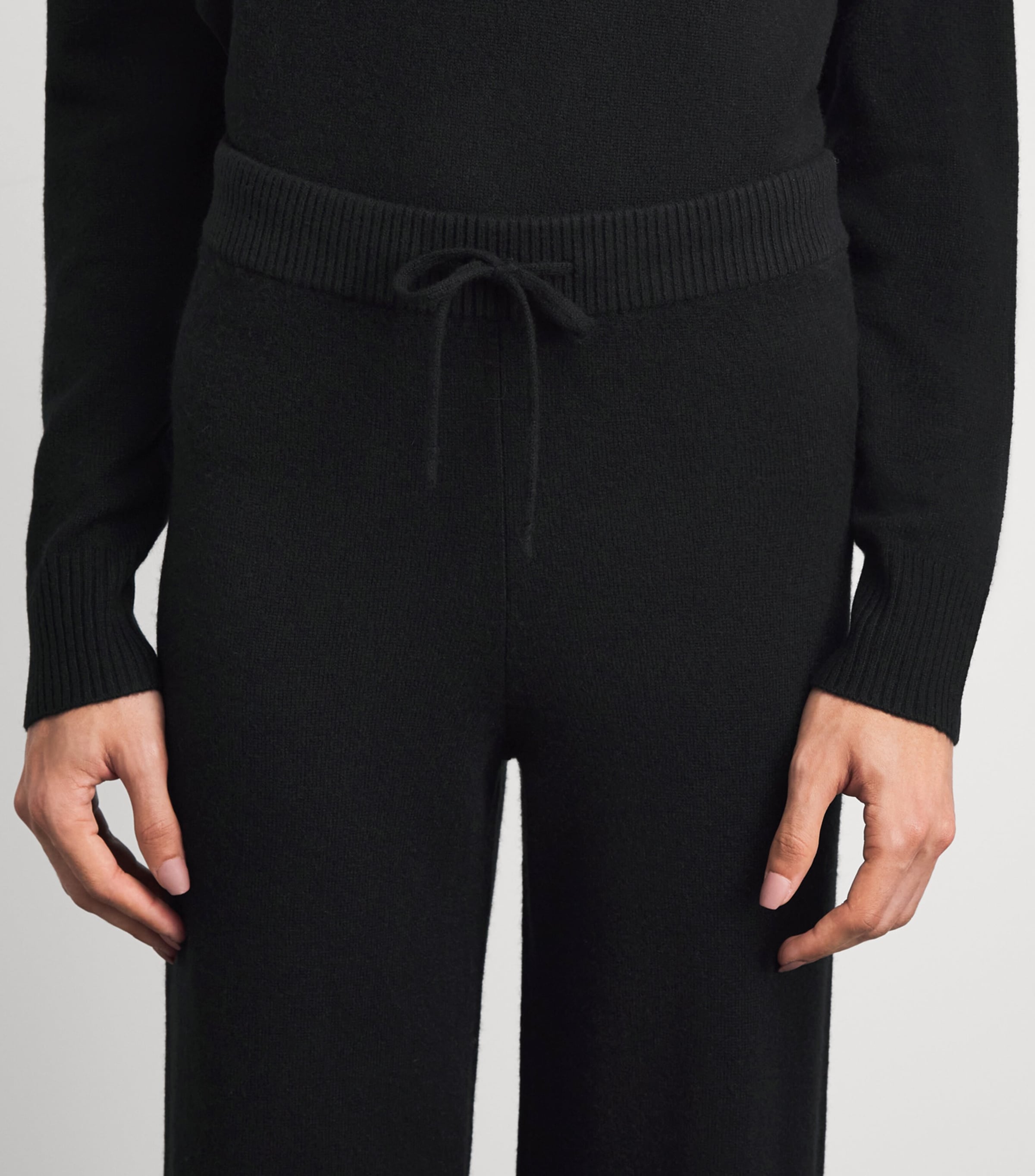Soft Goat Womens Cashmere Sweater and Trousers Set Black Image 5