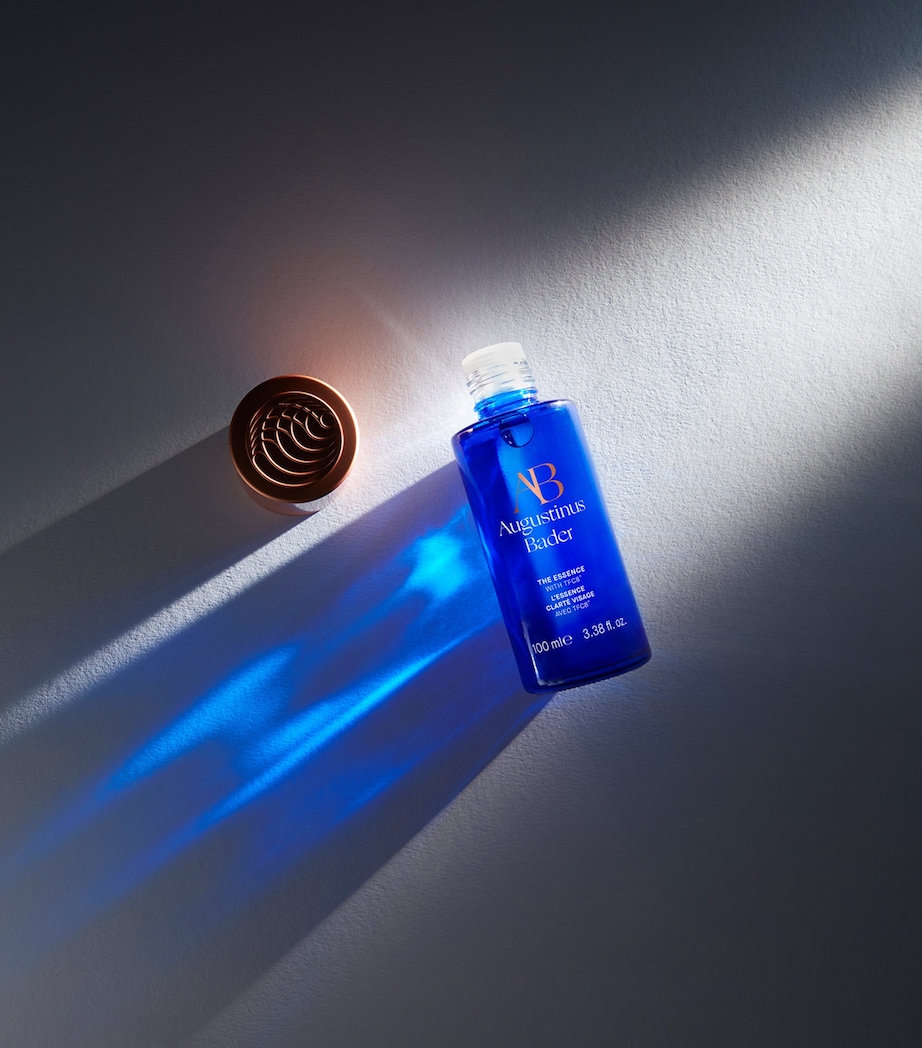 The Essence (100ml) NO COLOUR Image 7