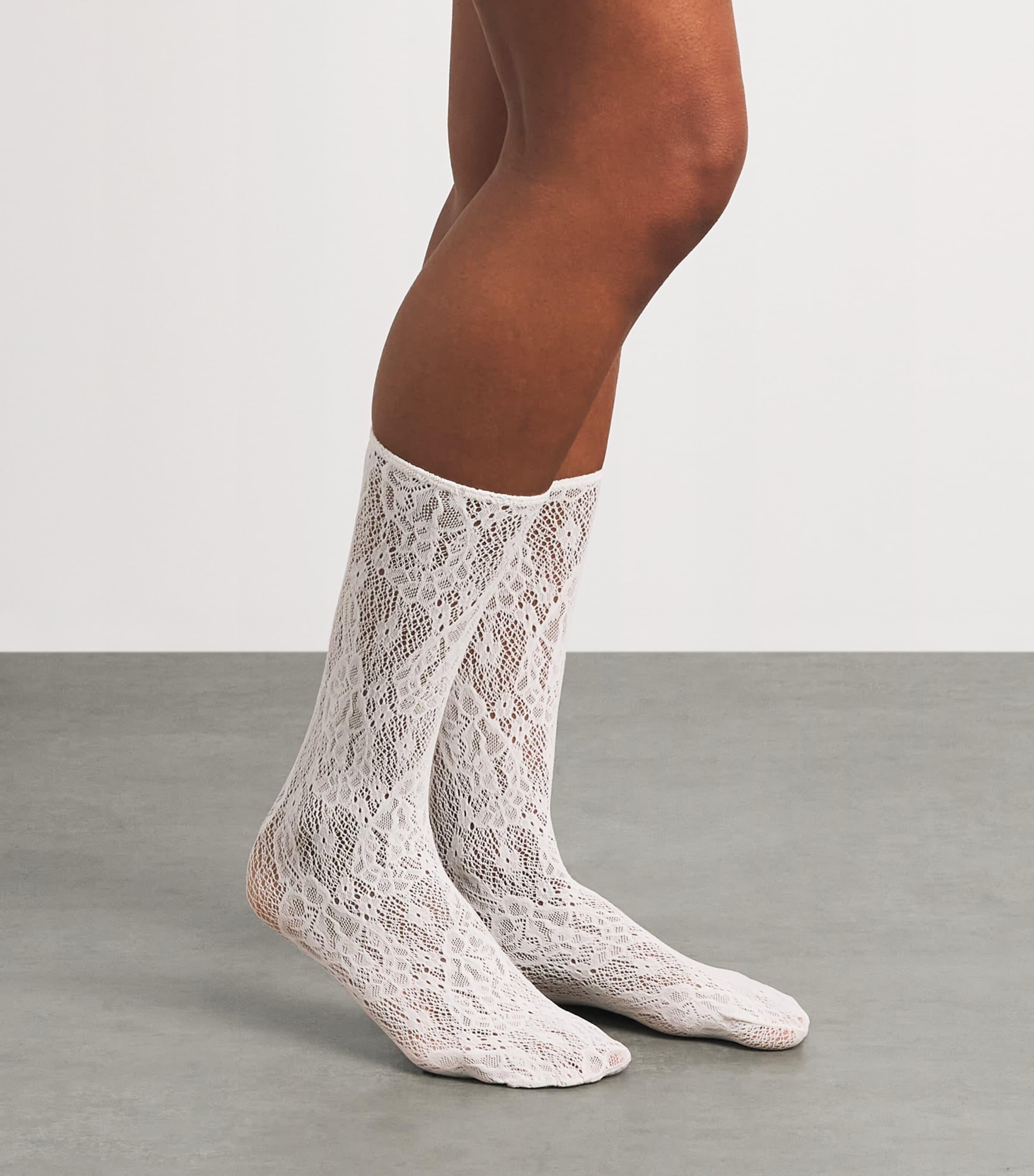 Wolford Womens Infinite Rose Net Socks Whipped Cream Image 2