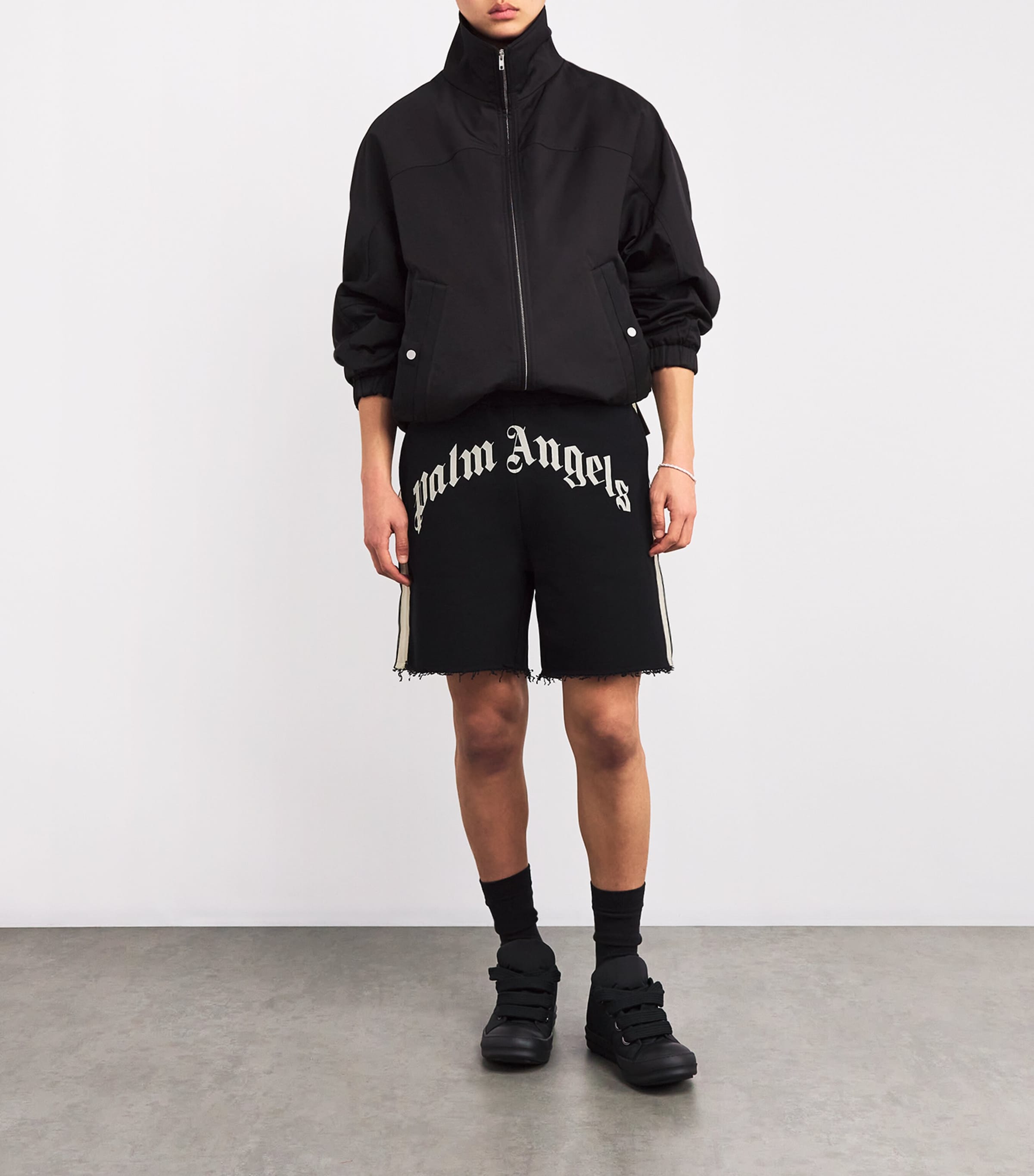 Logo Track Sweatshorts BLACK Image 2